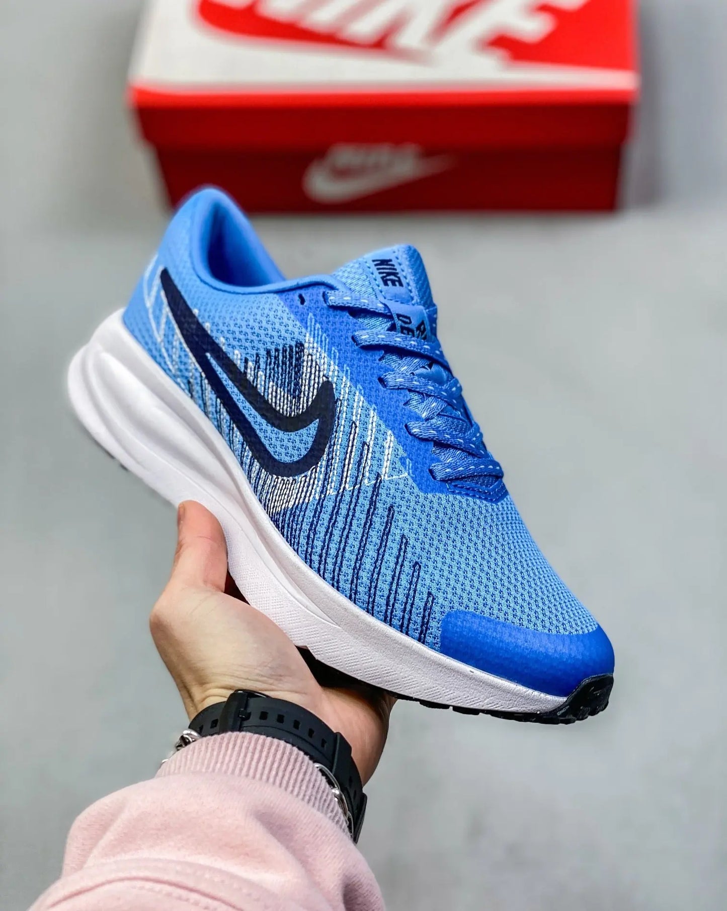 NIKE | AIR ZOOM PEGASUS SHIELD COOL&BAG