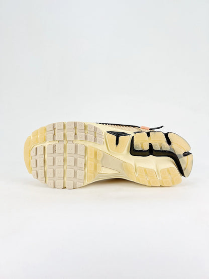 Nike Zoom Vomero 5 COOL&BAG