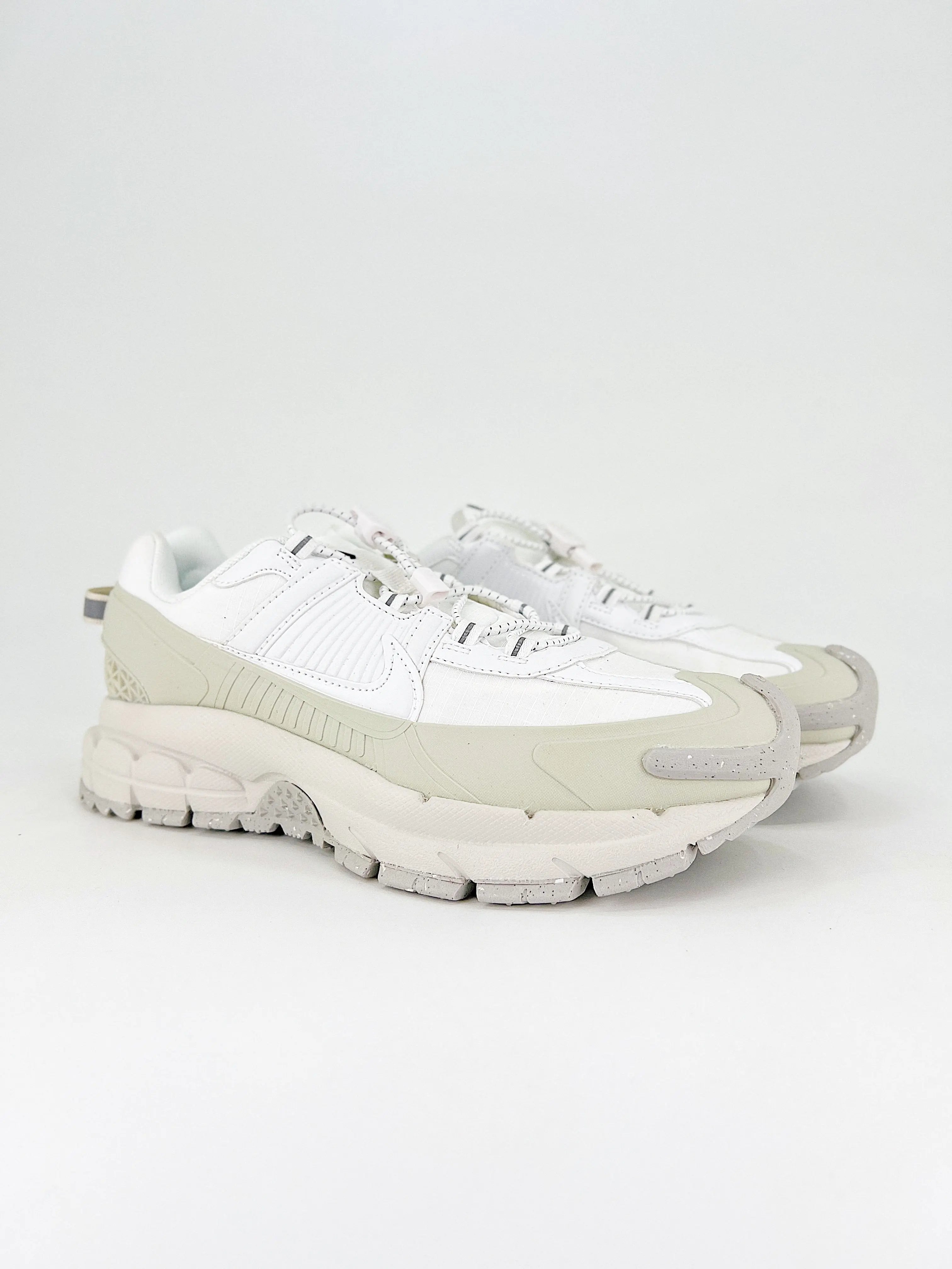 NIKE | VOMERO 5 COOL&BAG