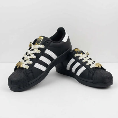 Adidas Superstar - fond blanc