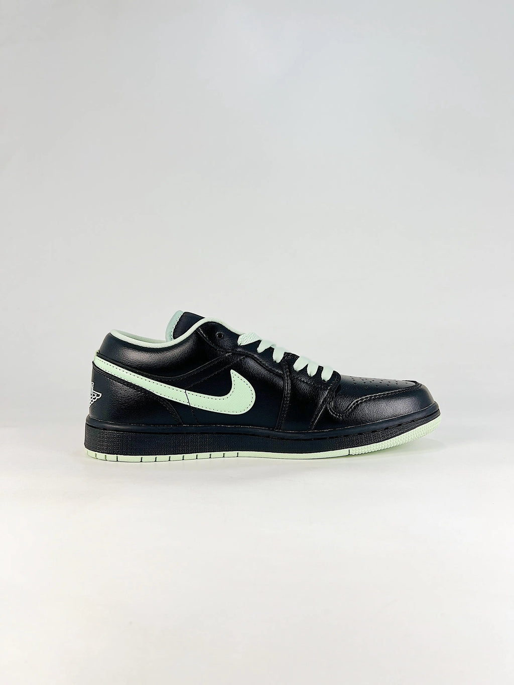 Air Jordan 1 Low Black Mint Green  COOLANDBAG