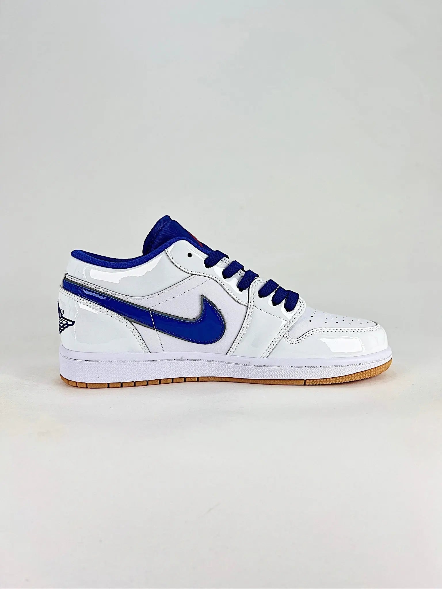 Air Jordan 1 Low SE Patent Blue Gum  COOLANDBAG