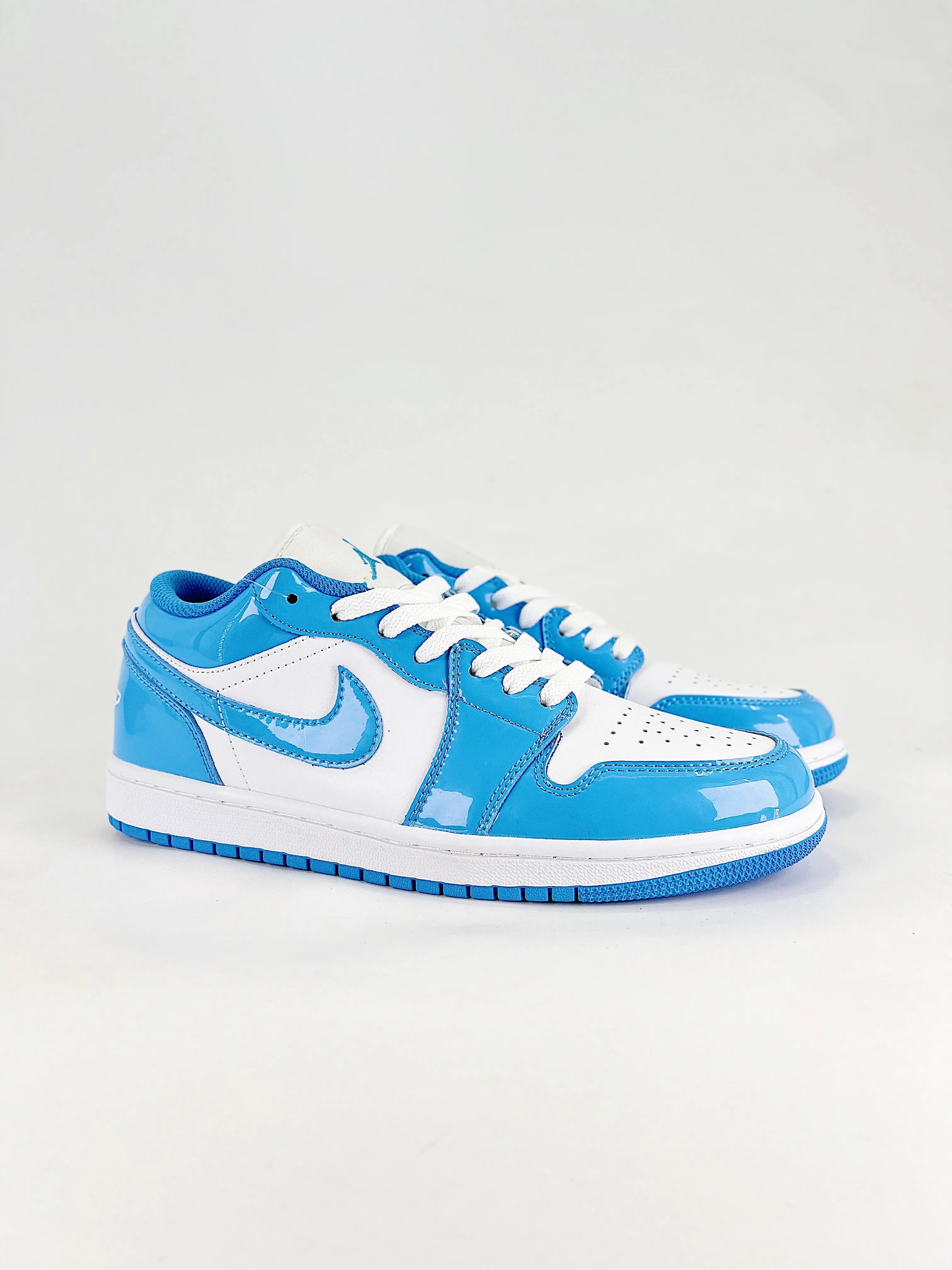 Air Jordan 1 Low UNC Blue  COOLANDBAG