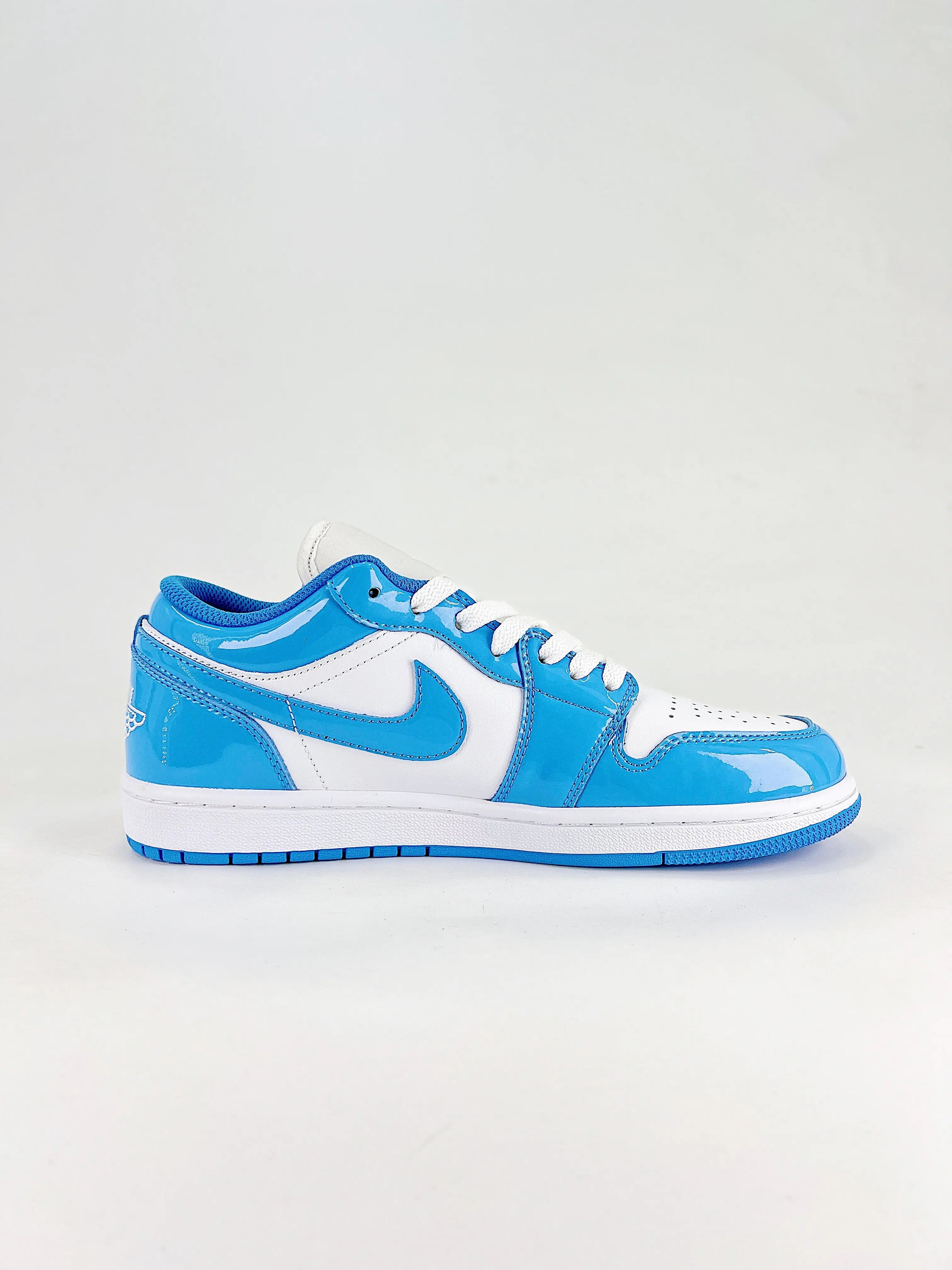 Air Jordan 1 Low UNC Blue  COOLANDBAG