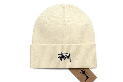 Bonnet Stussy - Logo Brodé Classique  COOLANDBAG