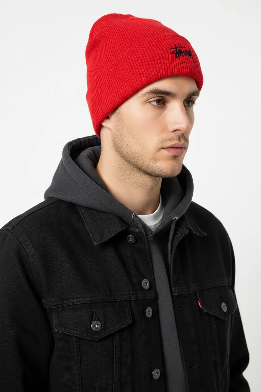 Bonnet Stussy - Rouge avec Logo Brodé  COOLANDBAG