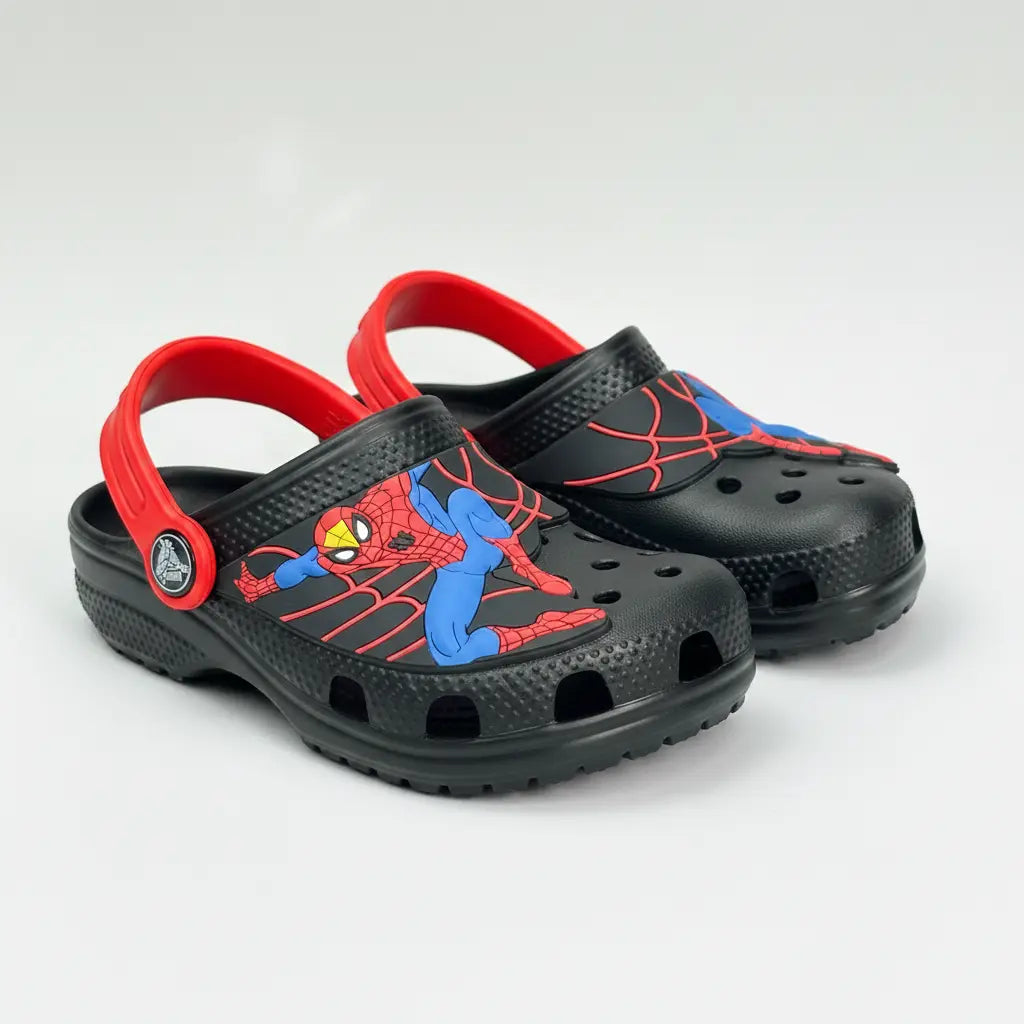 Crocs Spider-Man Noir Rouge v2 Enfant - Fond blanc studio