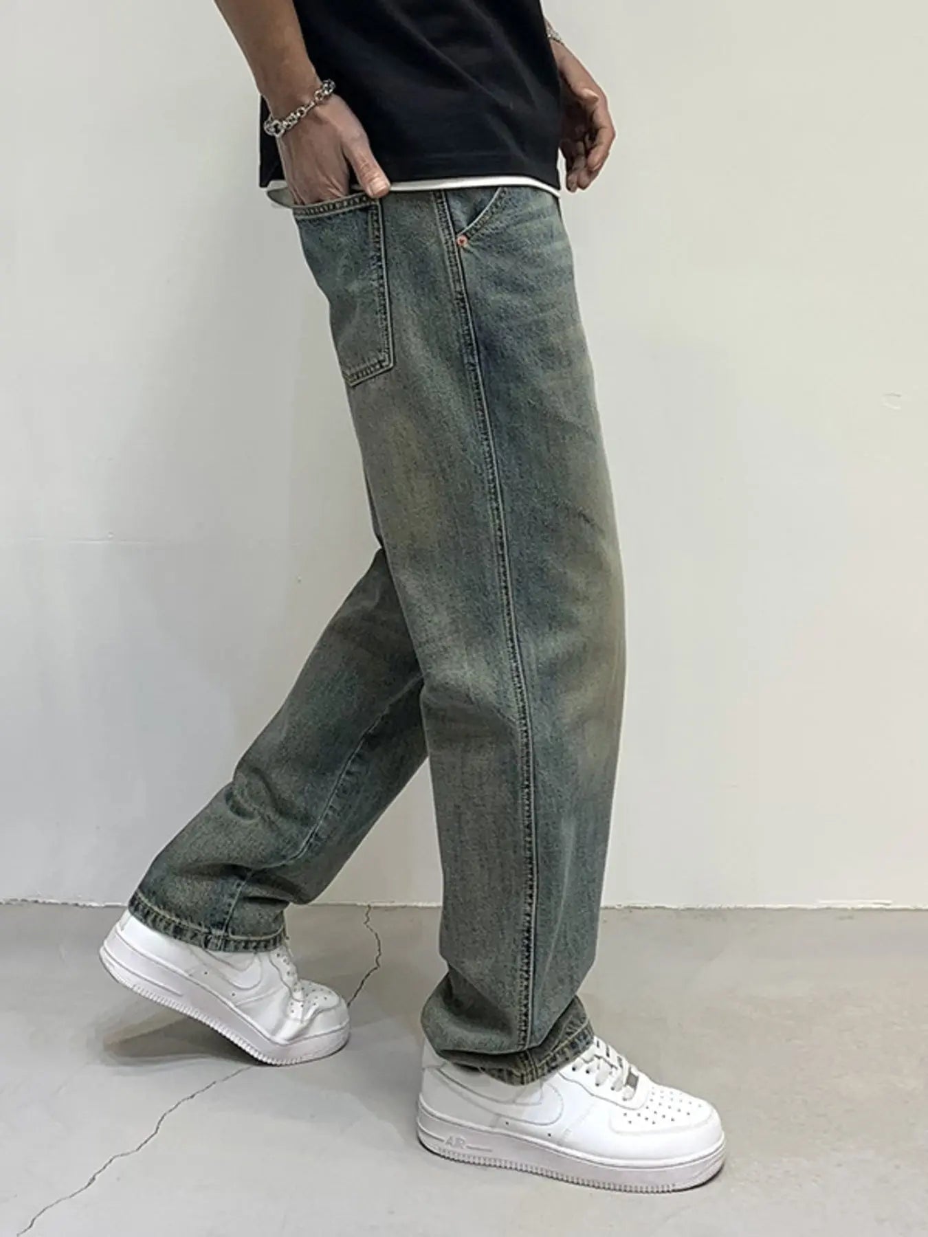 Men's Vintage Wash Loose Fit Jeans  COOLANDBAG