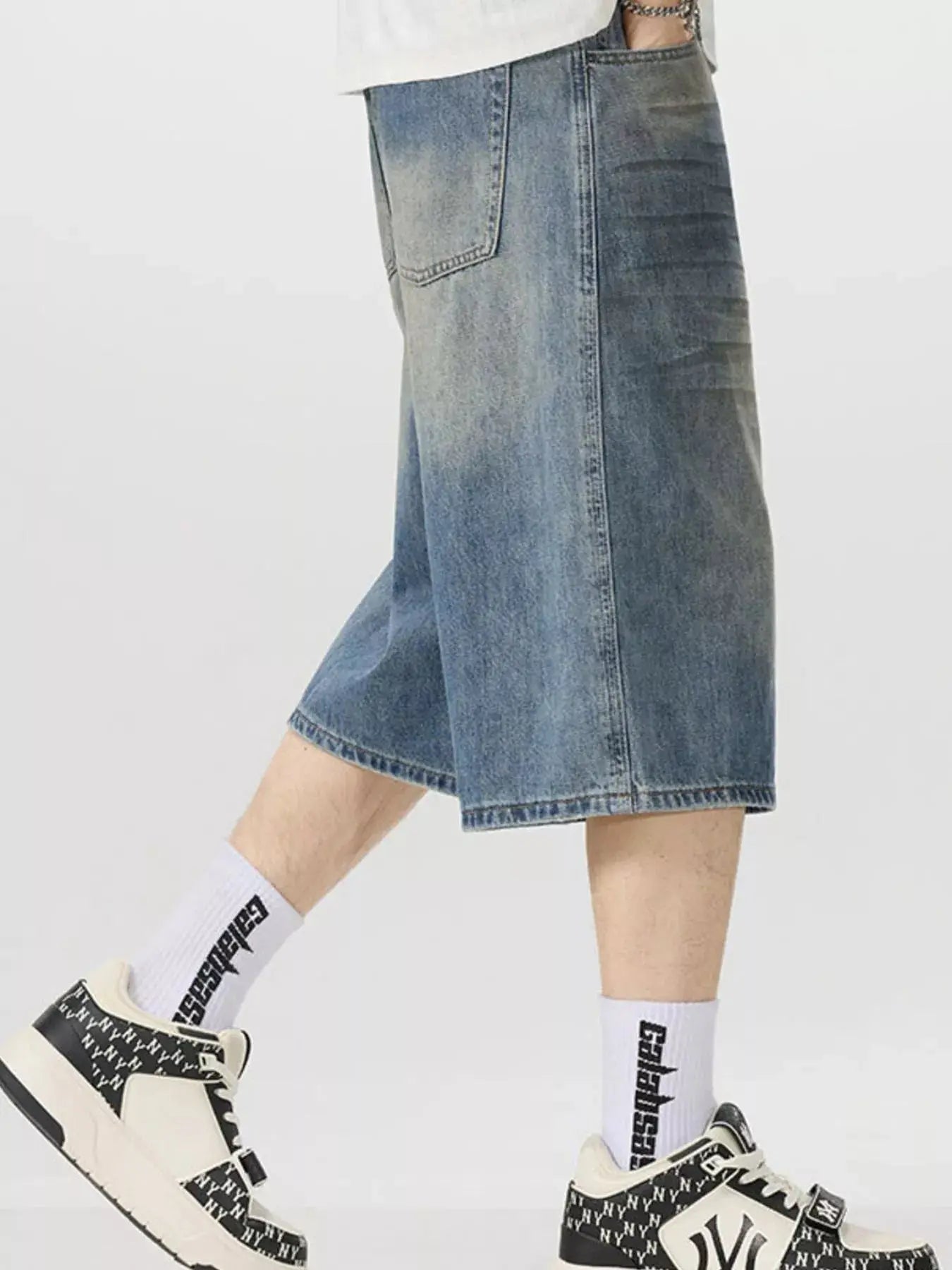 Men's Vintage Wash Wide-Leg Capris Jeans  COOLANDBAG