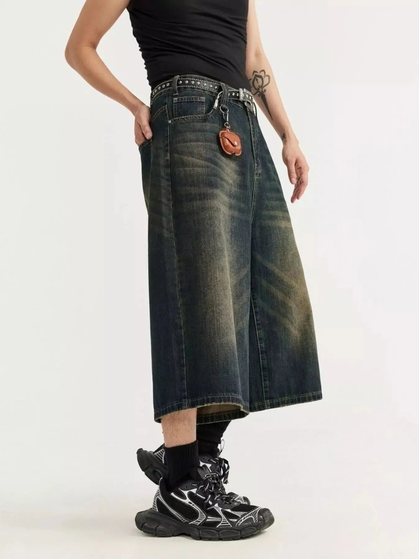 Men's Washed Wide Leg Demin Shorts  COOLANDBAG