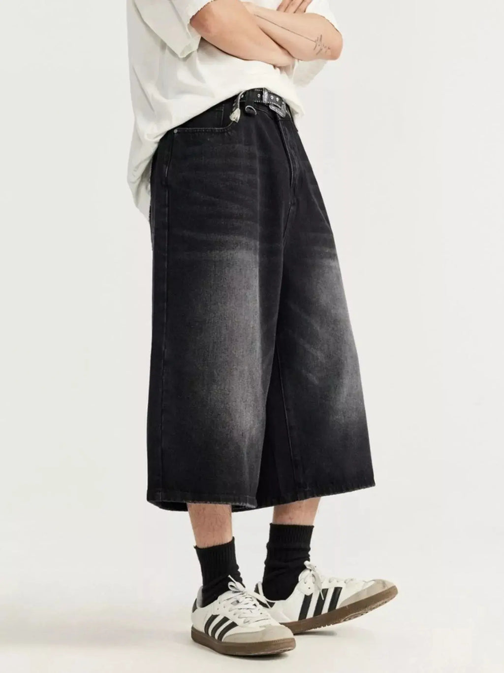 Men's Washed Wide Leg Demin Shorts  COOLANDBAG