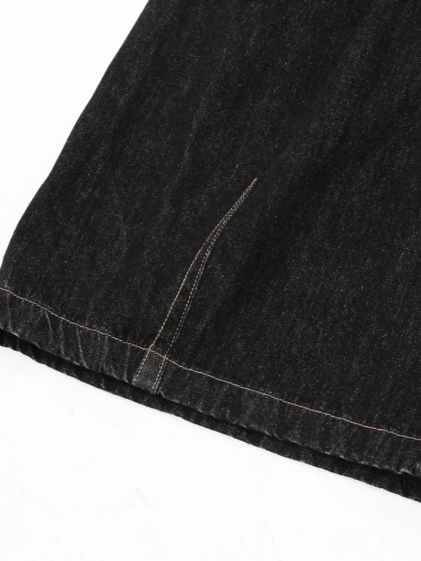 Men's Wide-Leg Denim Shorts with Plaid Accent  COOLANDBAG