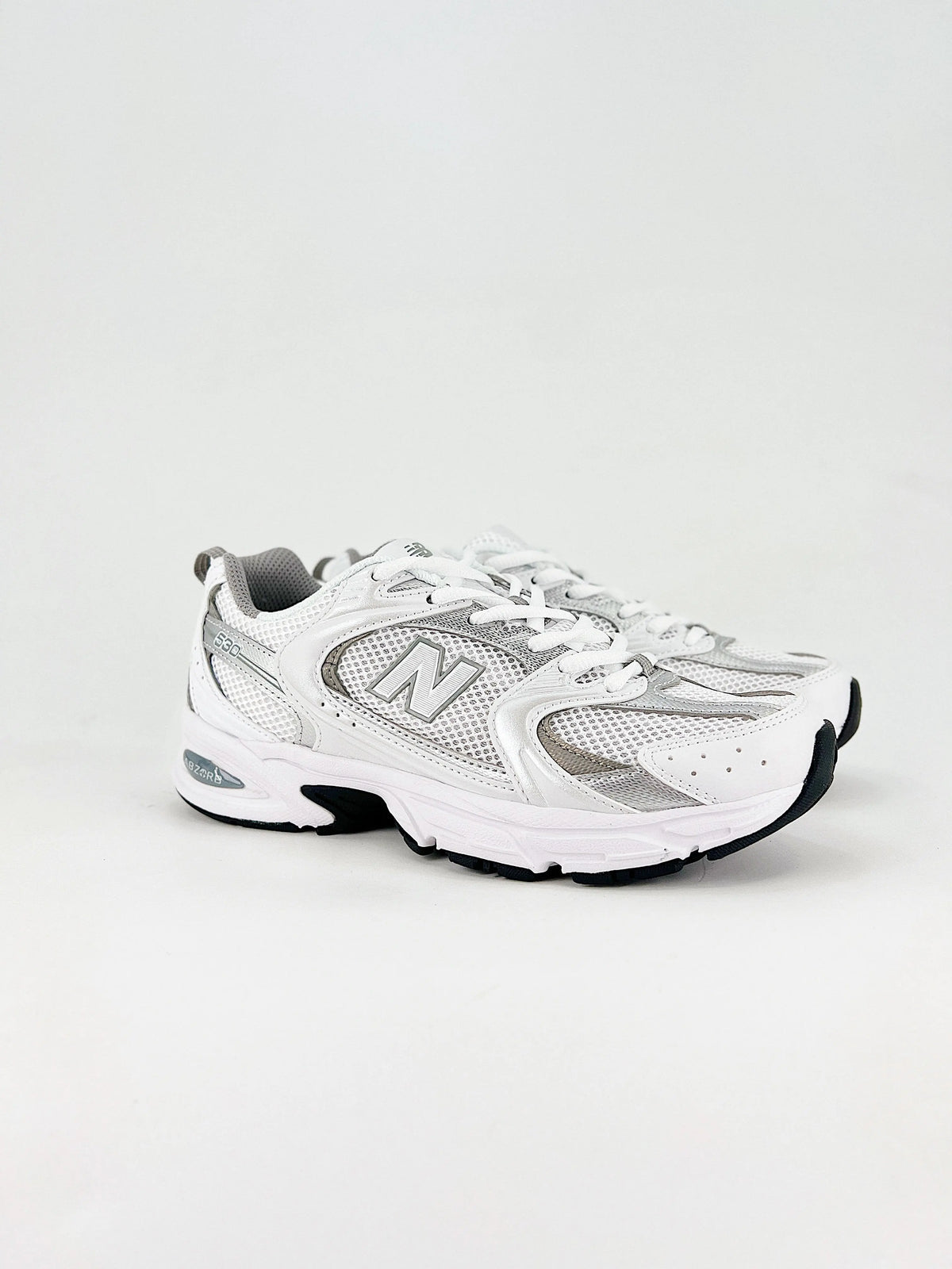 NEW BALANCE 530
