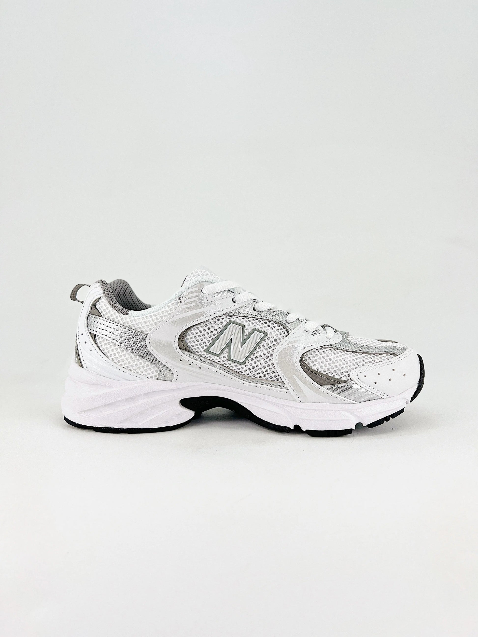 NEW BALANCE 530  COOLANDBAG
