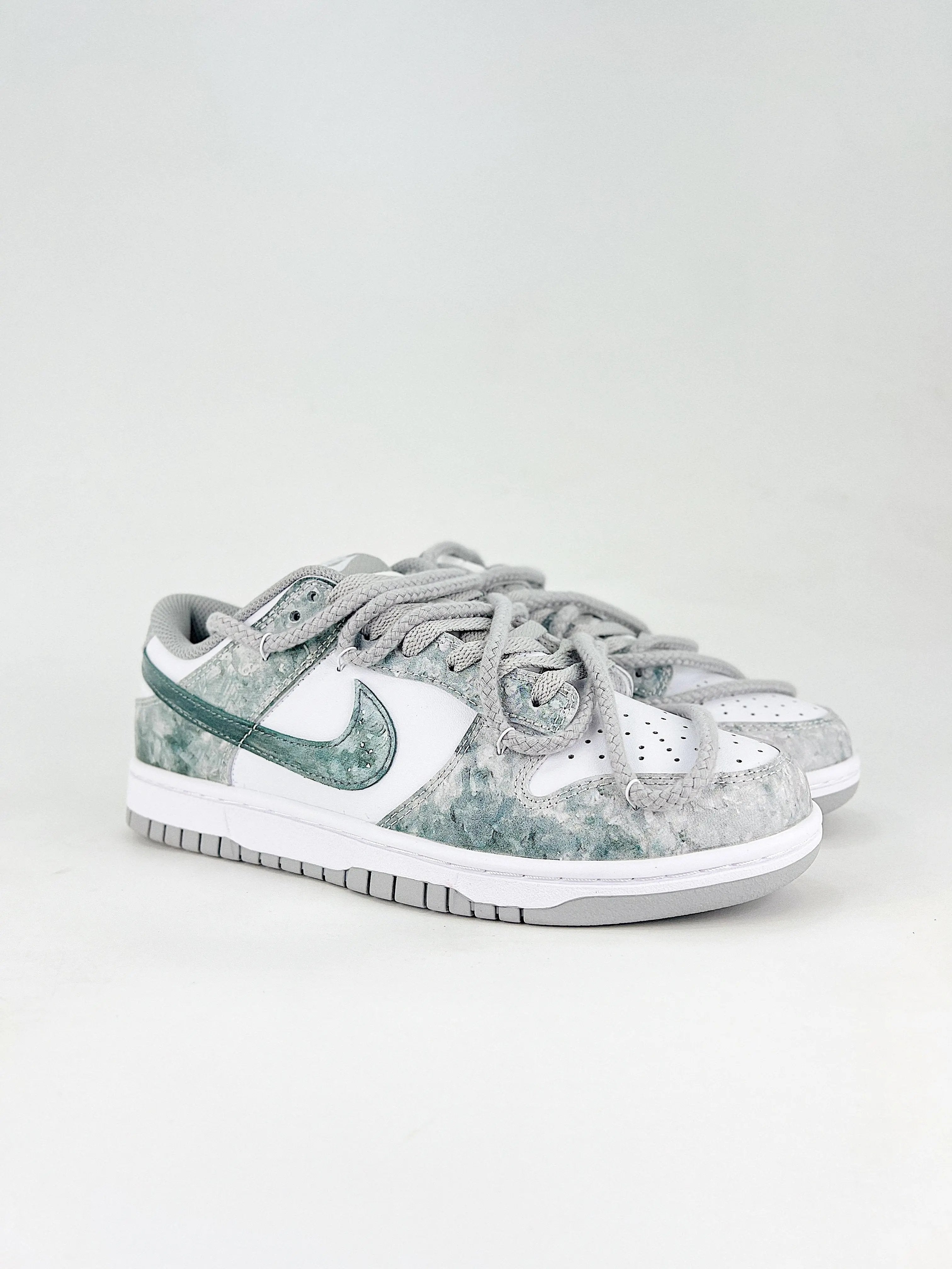 NIKE DUNK SB LOW  COOLANDBAG