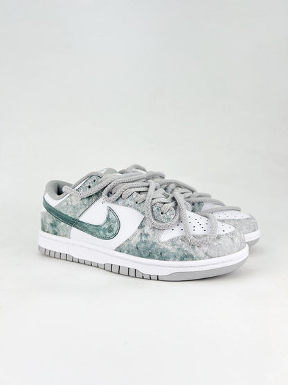 NIKE DUNK SB LOW  COOLANDBAG