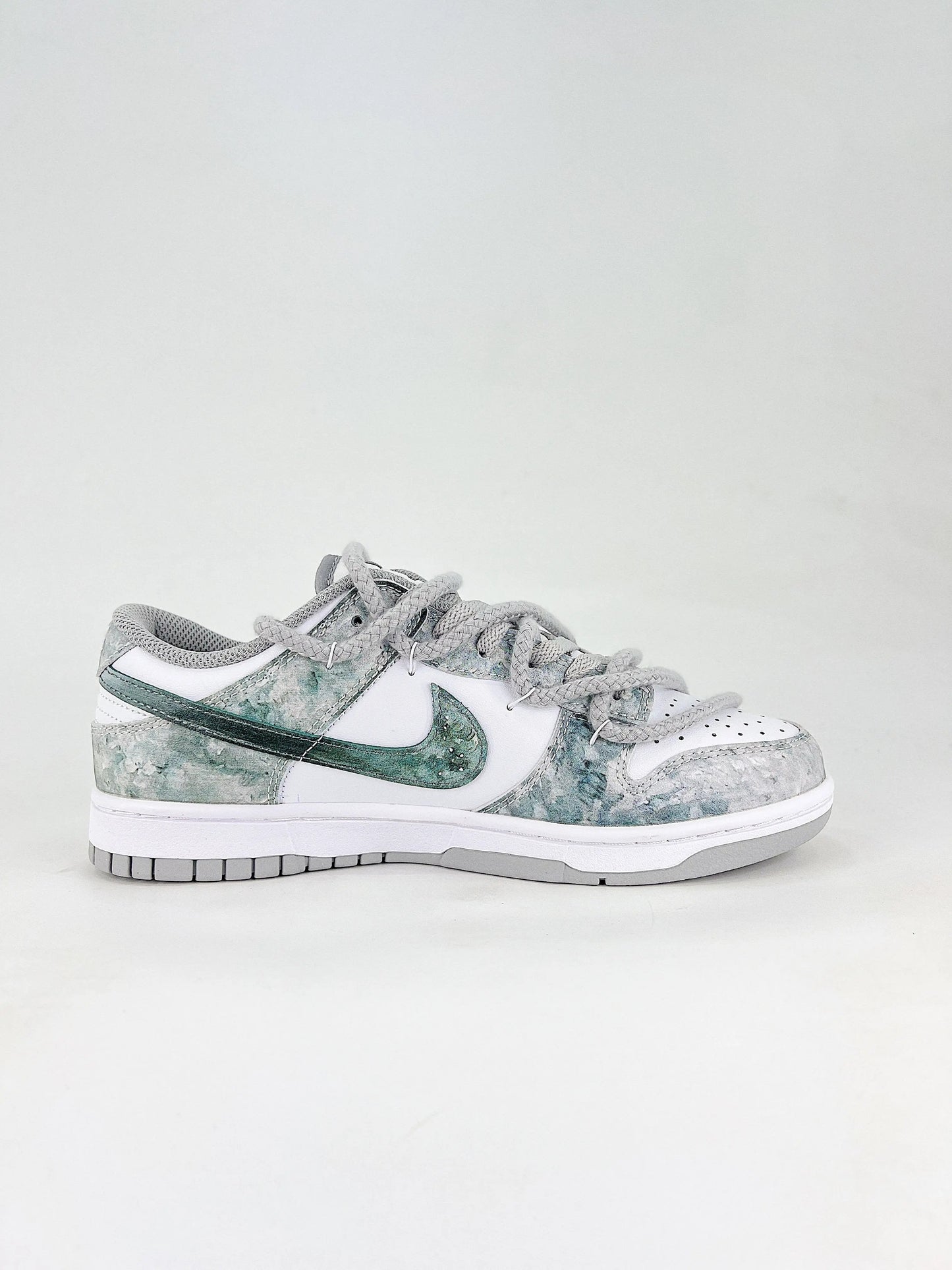 NIKE DUNK SB LOW  COOLANDBAG