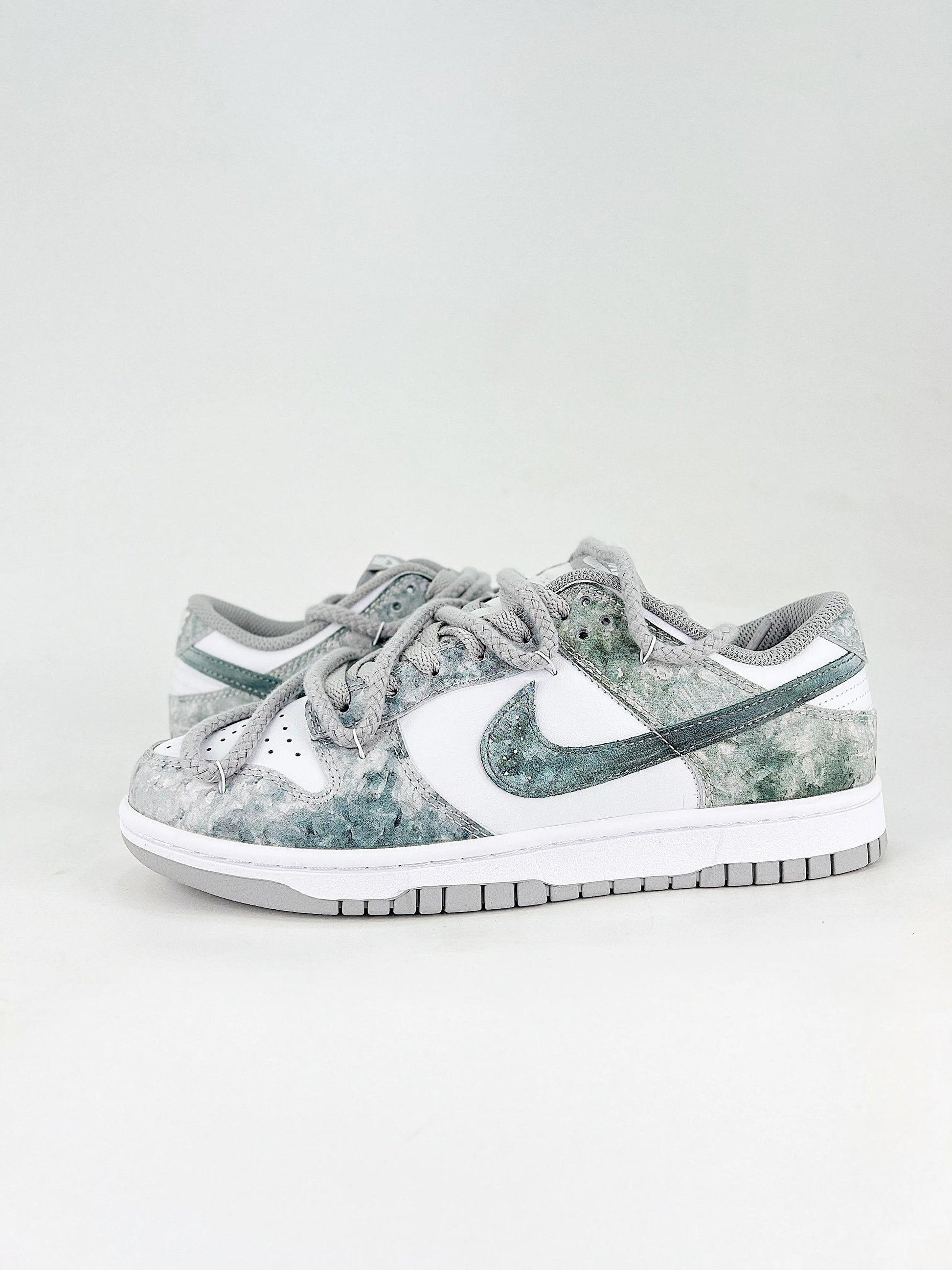 NIKE DUNK SB LOW  COOLANDBAG