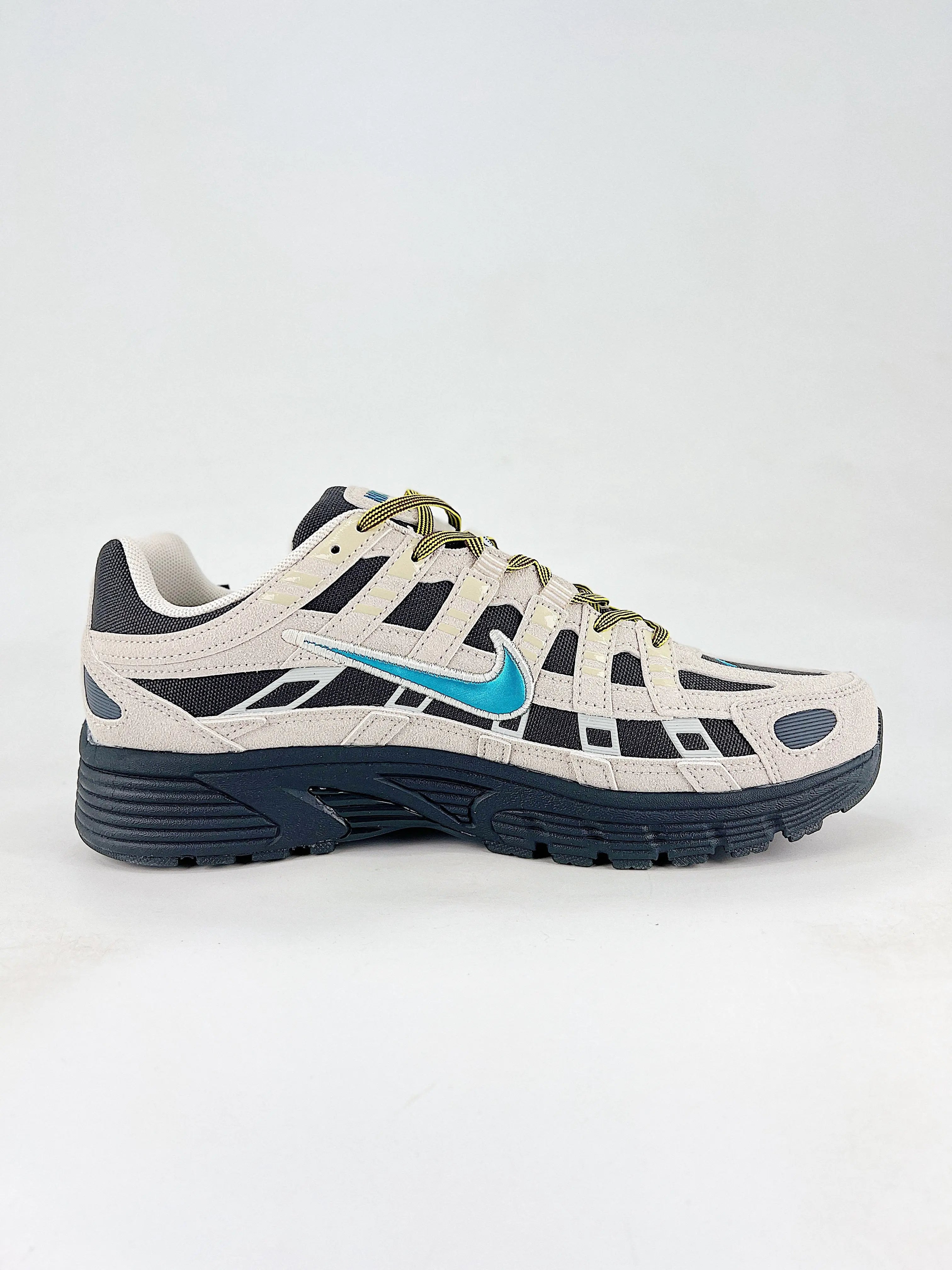 NIKE P-6000  COOLANDBAG