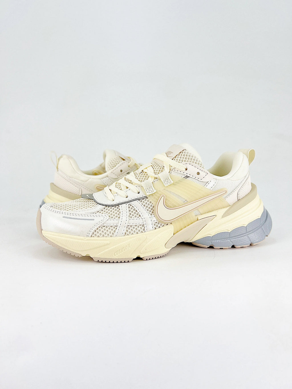 NIKE V2K RUN  COOLANDBAG