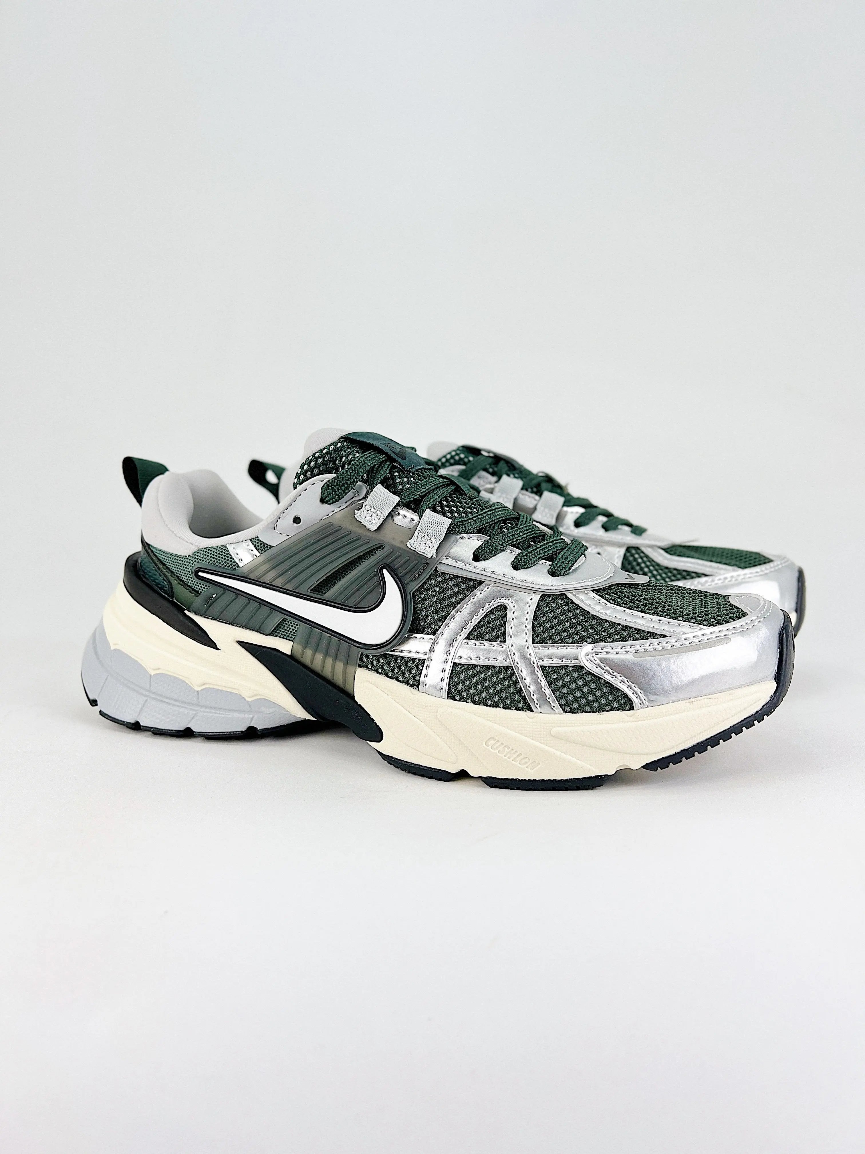 NIKE V2K RUN  COOLANDBAG