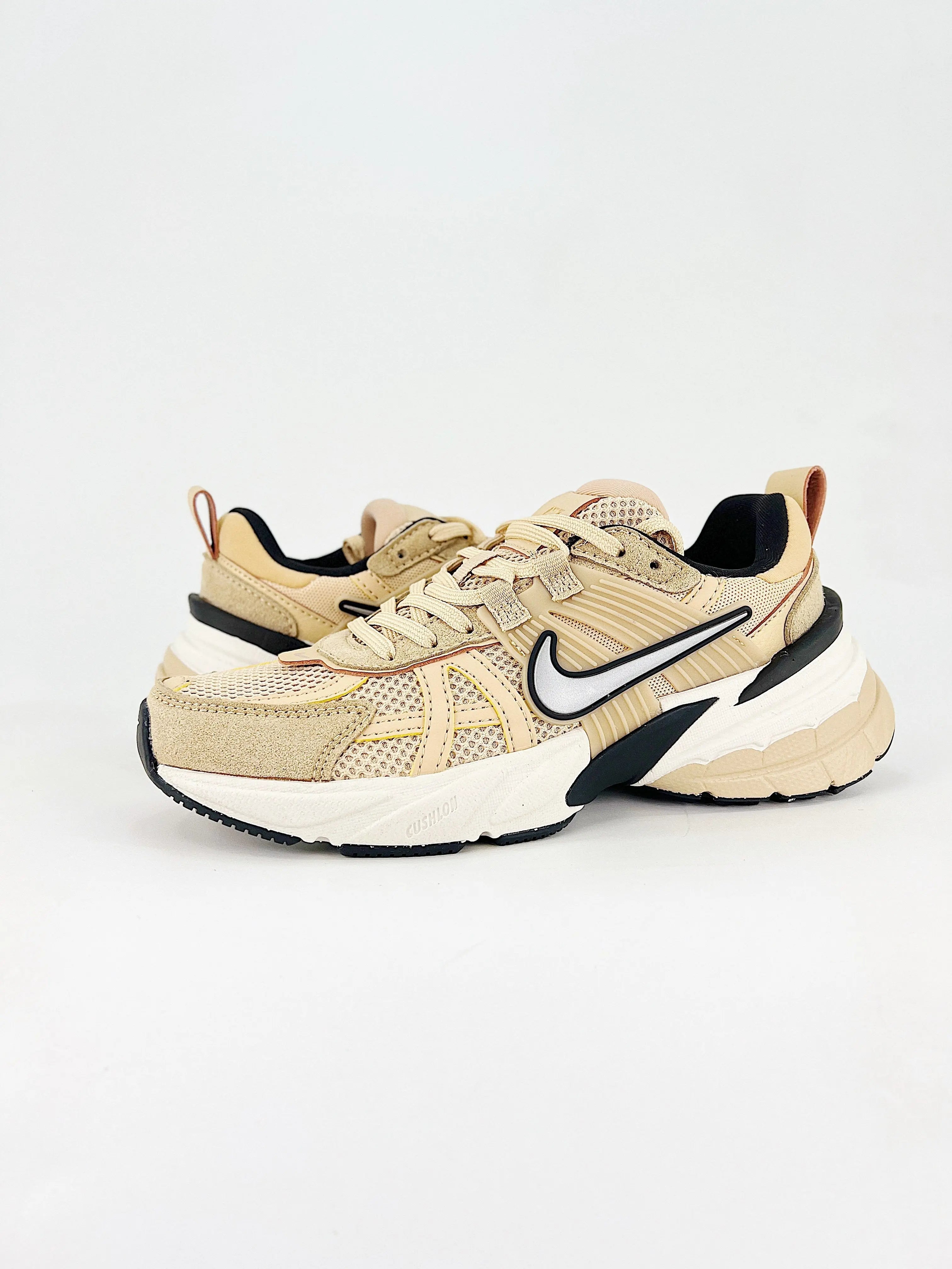 NIKE V2K RUN  COOLANDBAG