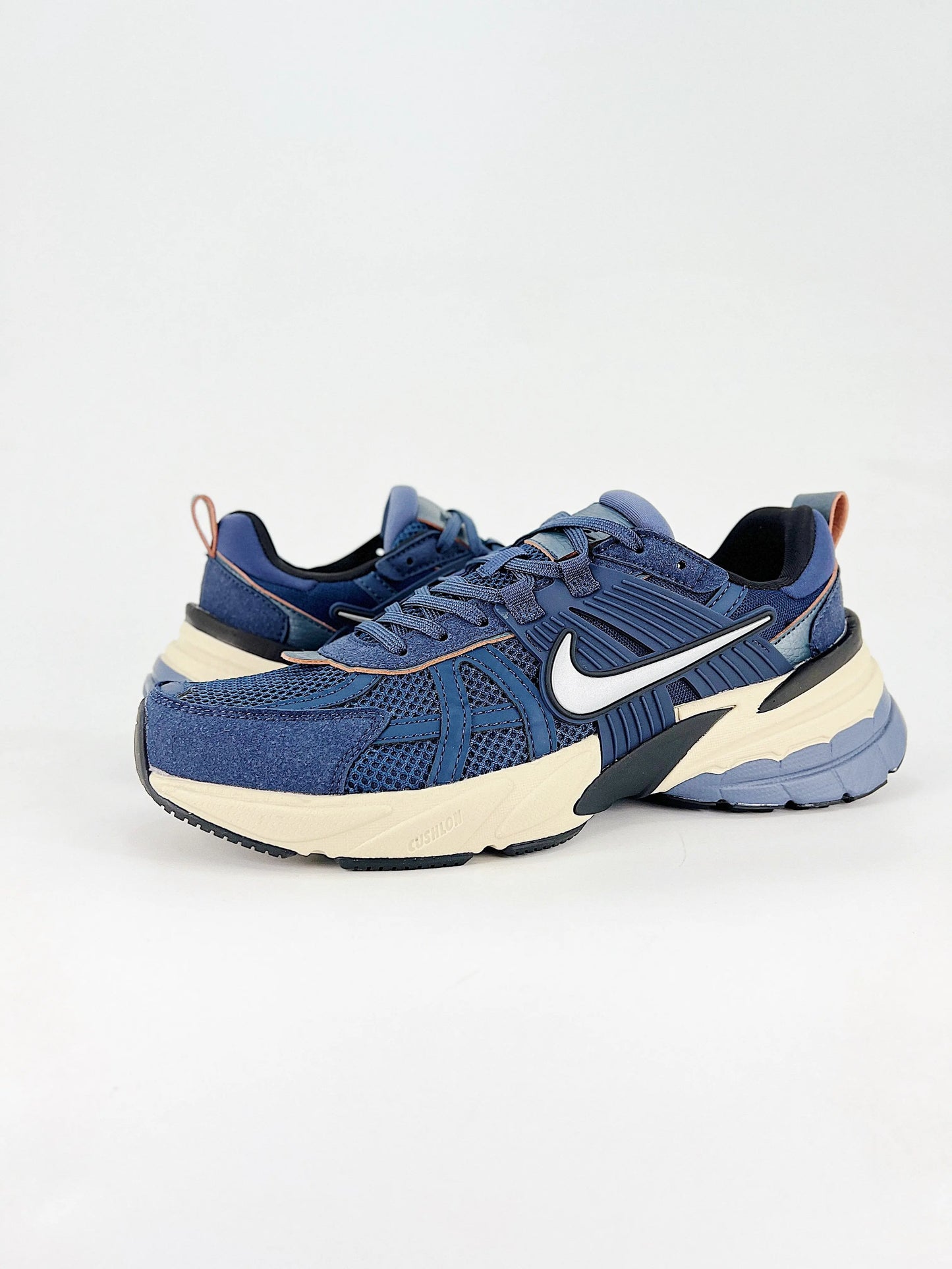 NIKE V2K RUN  COOLANDBAG