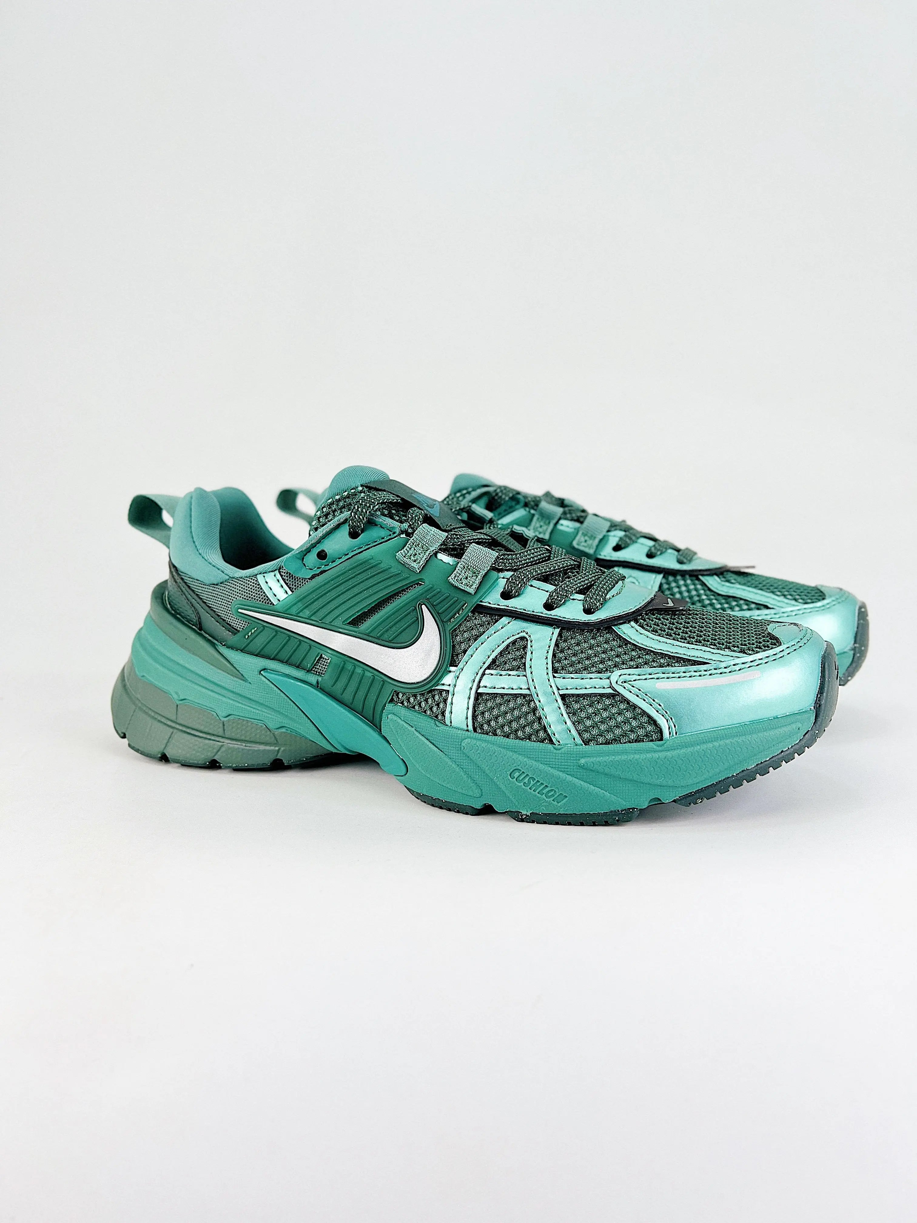 NIKE V2K RUN  COOLANDBAG