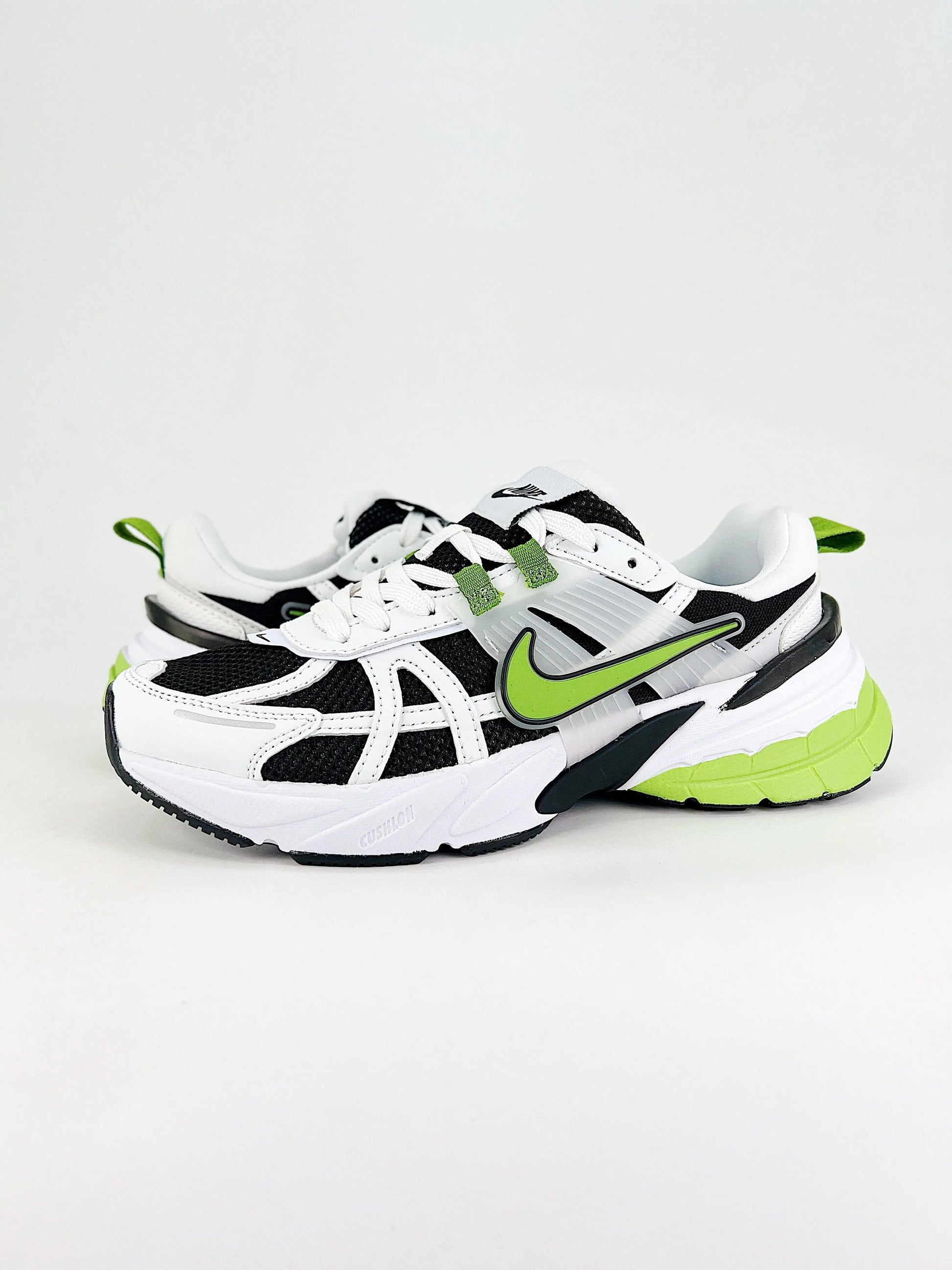 NIKE V2K RUN  COOLANDBAG