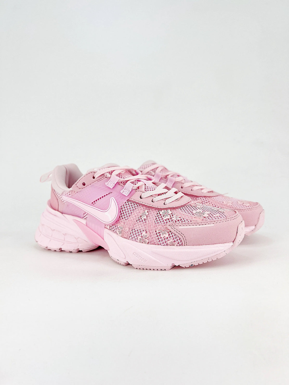 NIKE V2K RUN