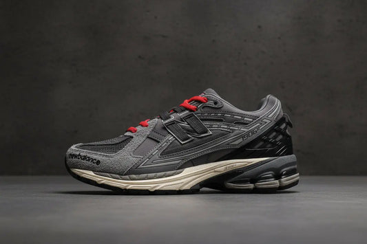 New Balance 1906R  COOLANDBAG