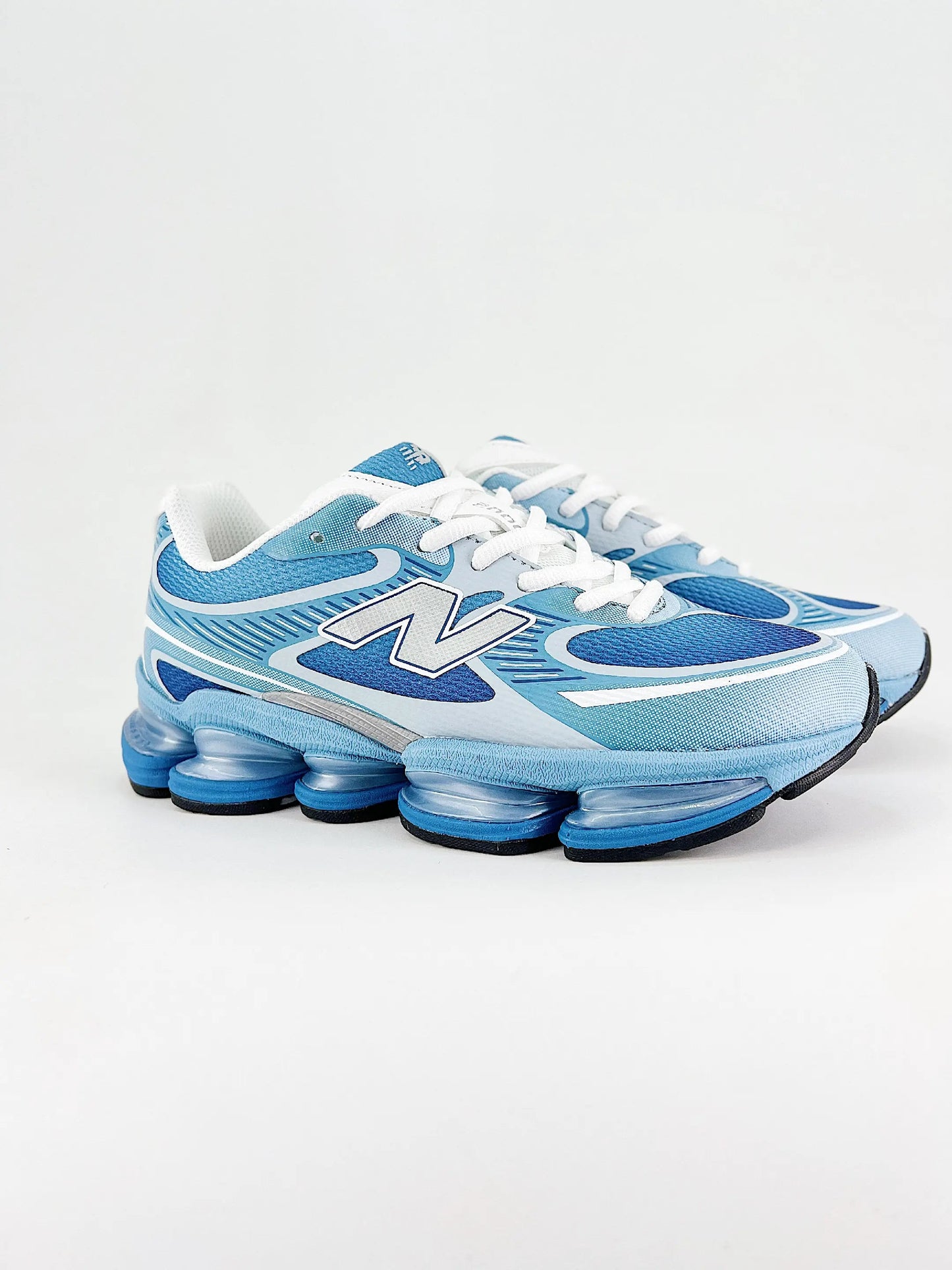 New Balance 2000  COOLANDBAG