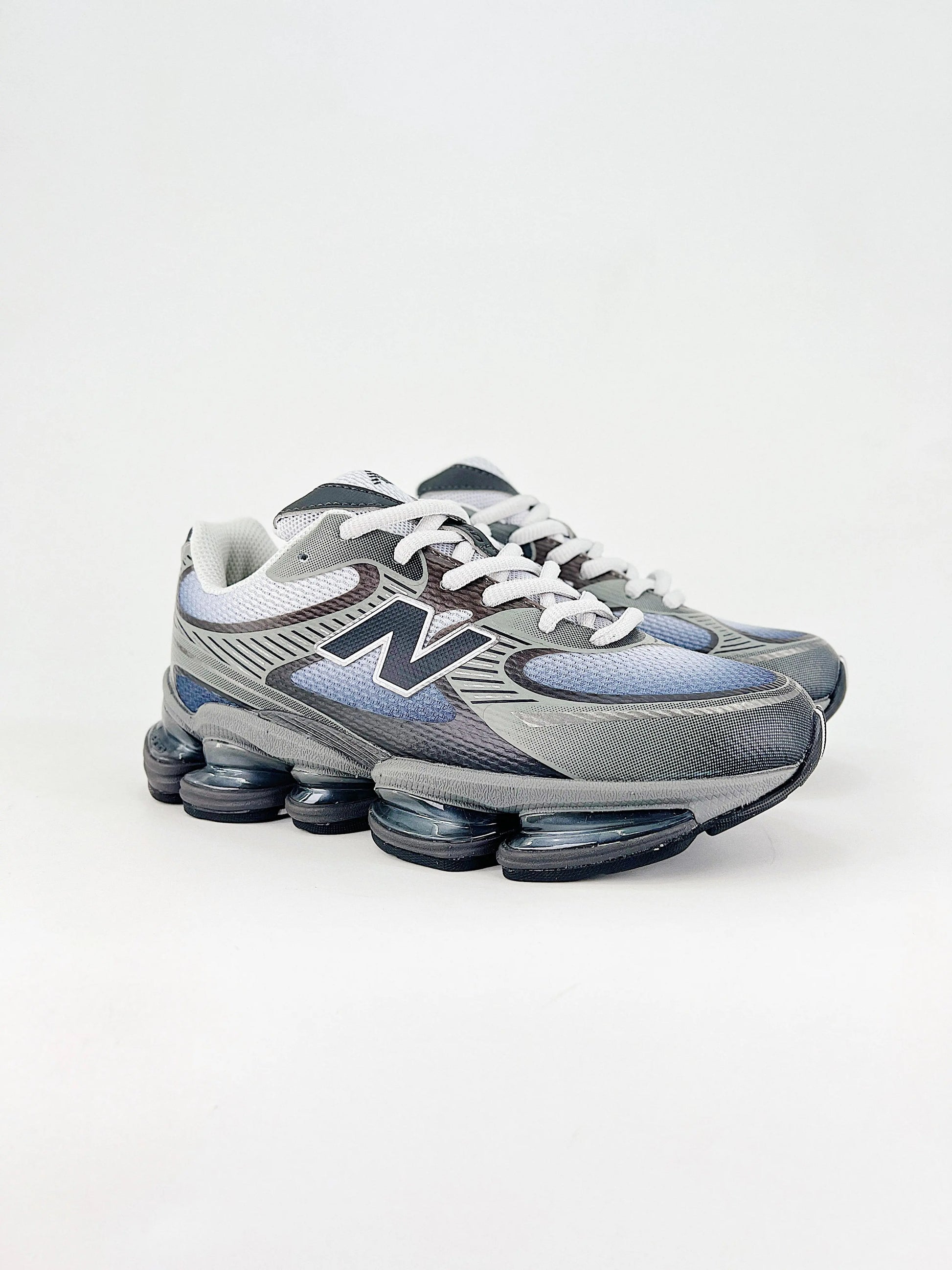 New Balance 2000  COOLANDBAG