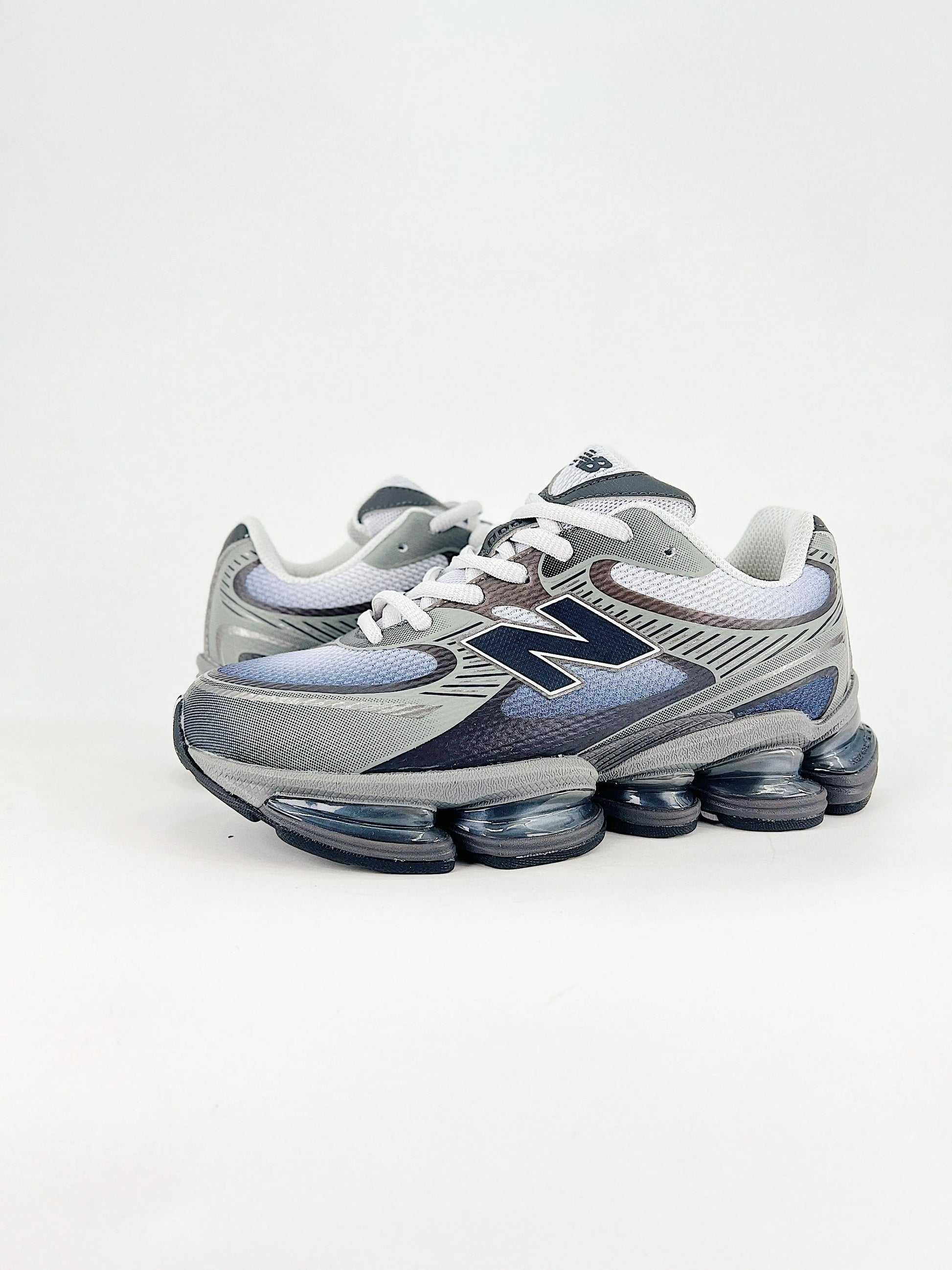 New Balance 2000  COOLANDBAG