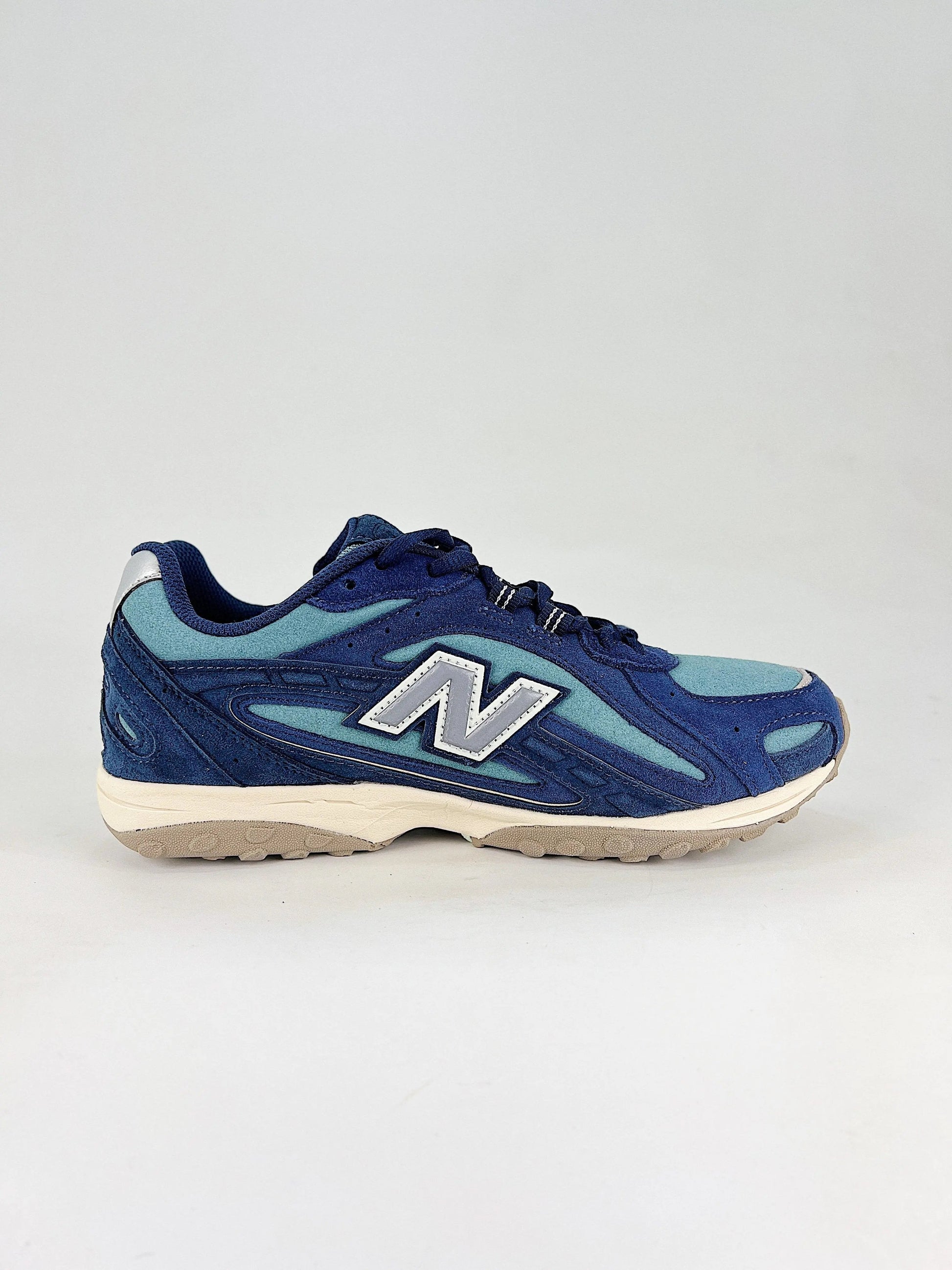 New Balance 204L  COOLANDBAG