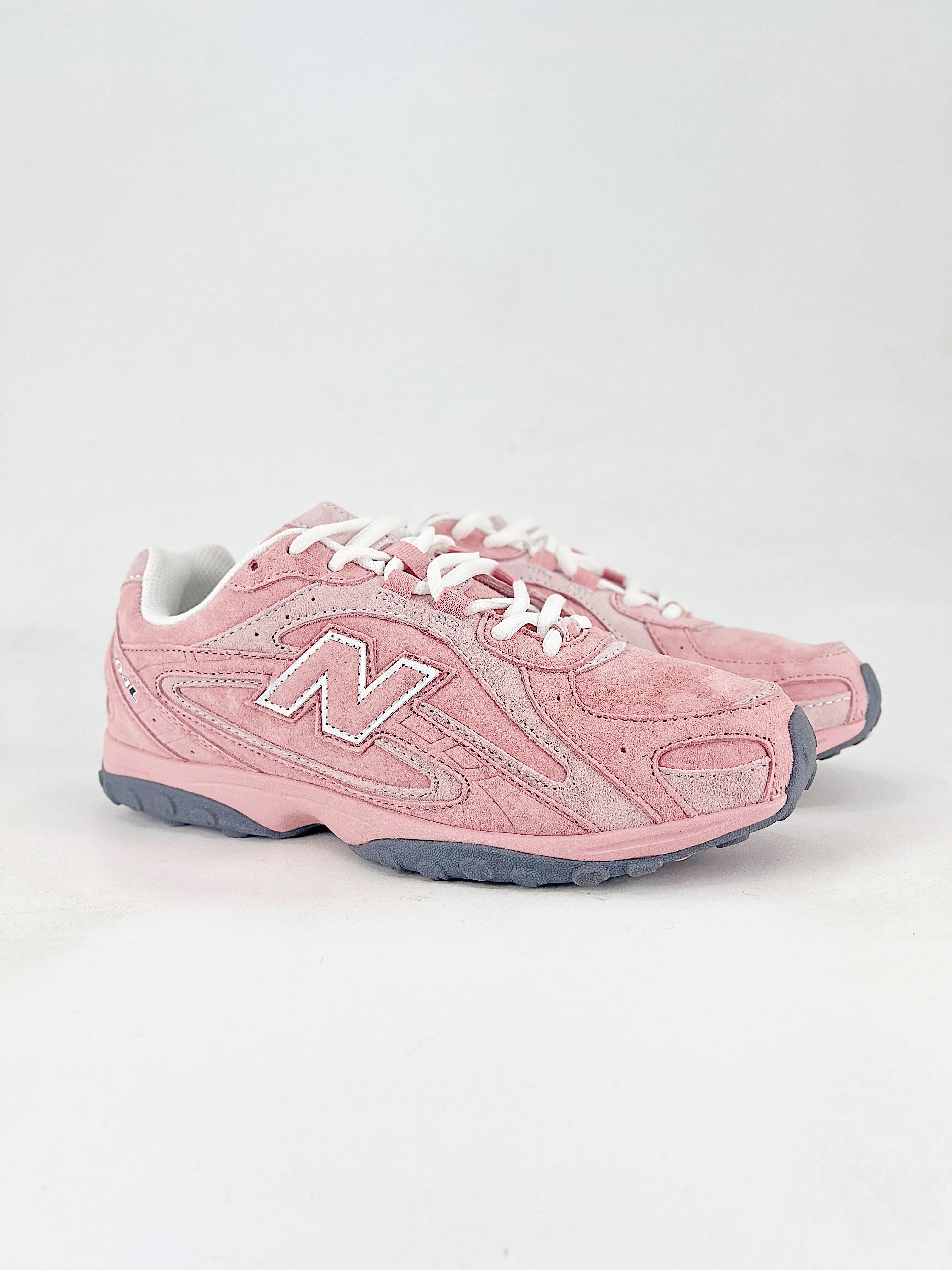 New Balance 204L Rose  COOLANDBAG