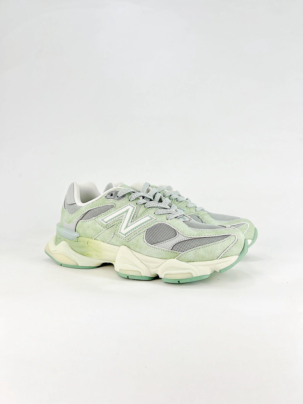 New Balance 9060  COOLANDBAG