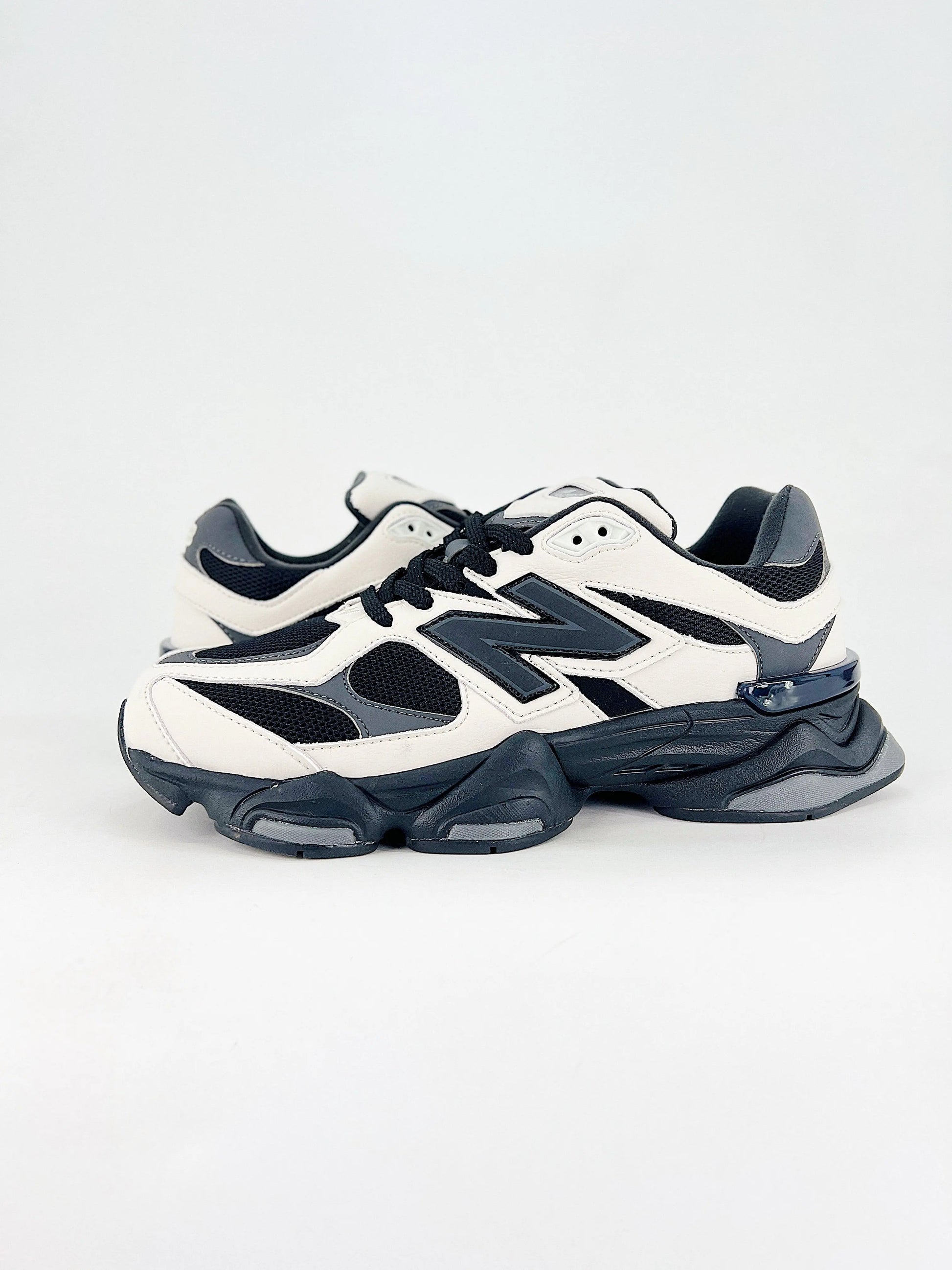 New balance 9060  COOLANDBAG