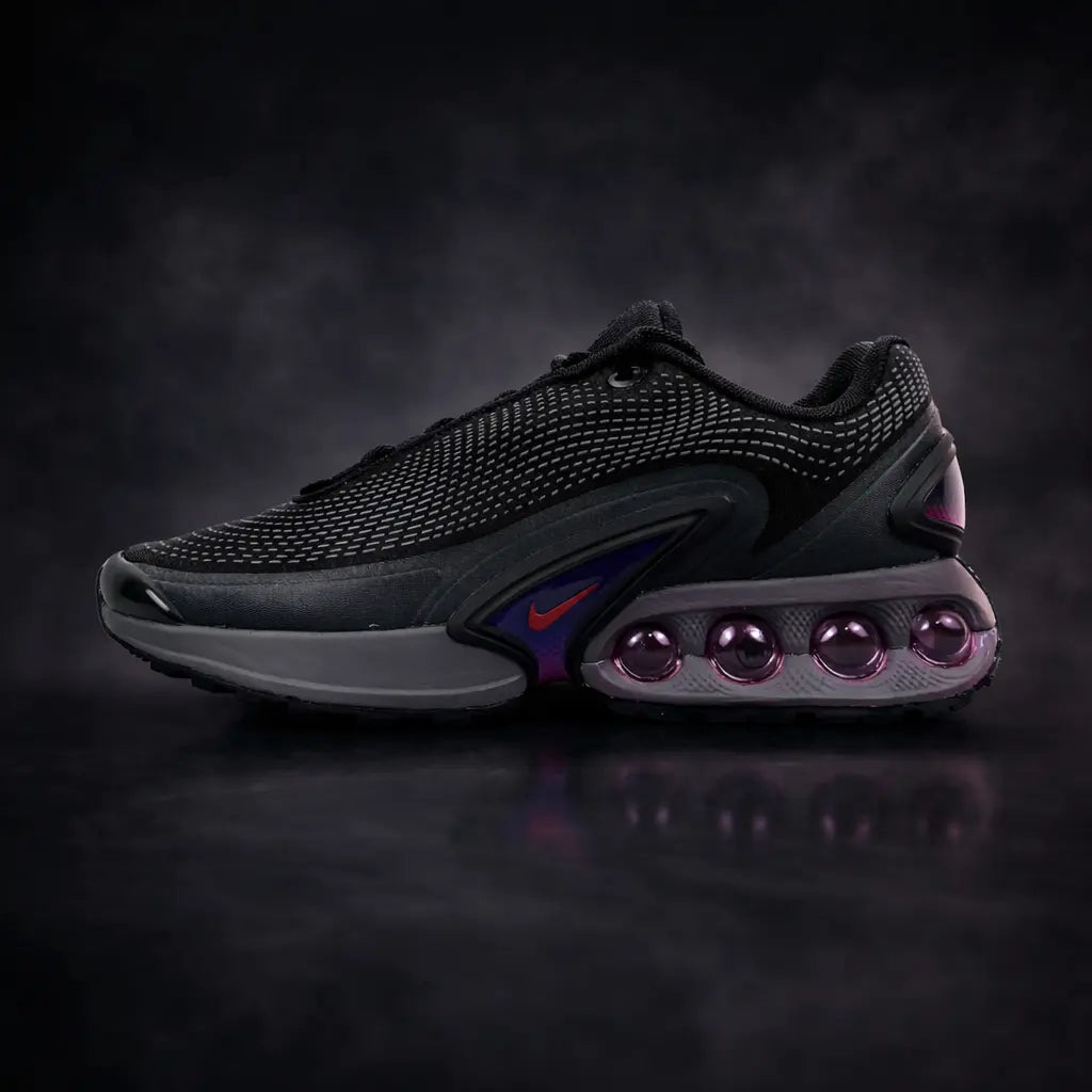 Nike Air Max DN - Black Red