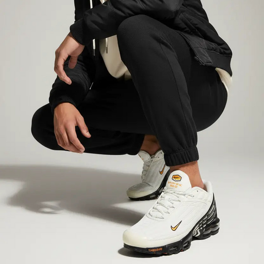 Mannequin homme accroupi - Nike Air Max Plus III