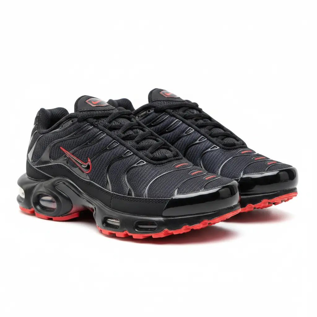 Nike TN Enfant Noir Rouge semelle rouge