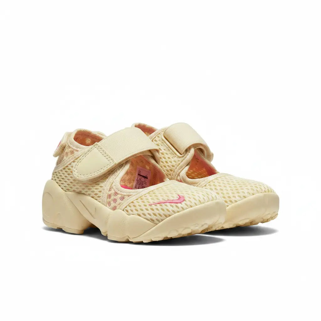Nike Air Rift Enfant Jaune - Fond blanc studio