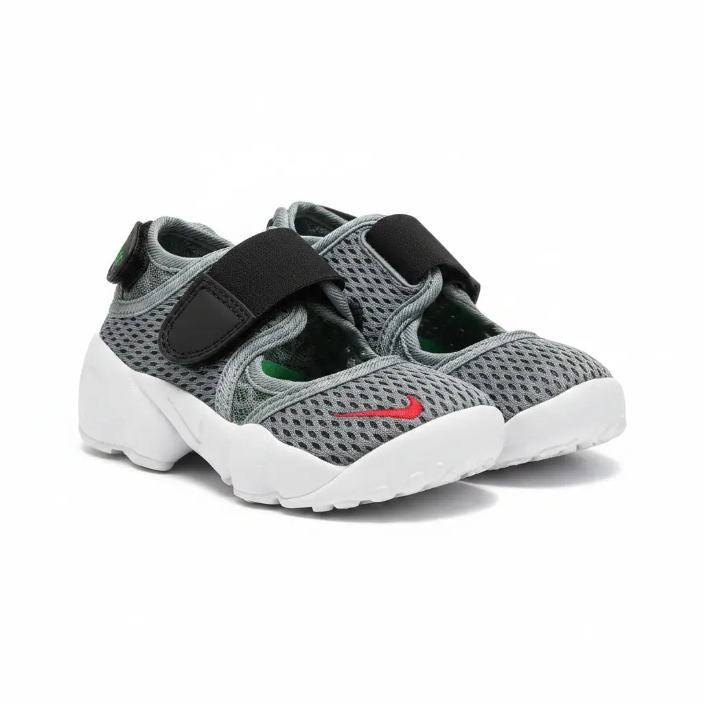 Nike Air Rift Enfant Gris Noir - Fond blanc studio