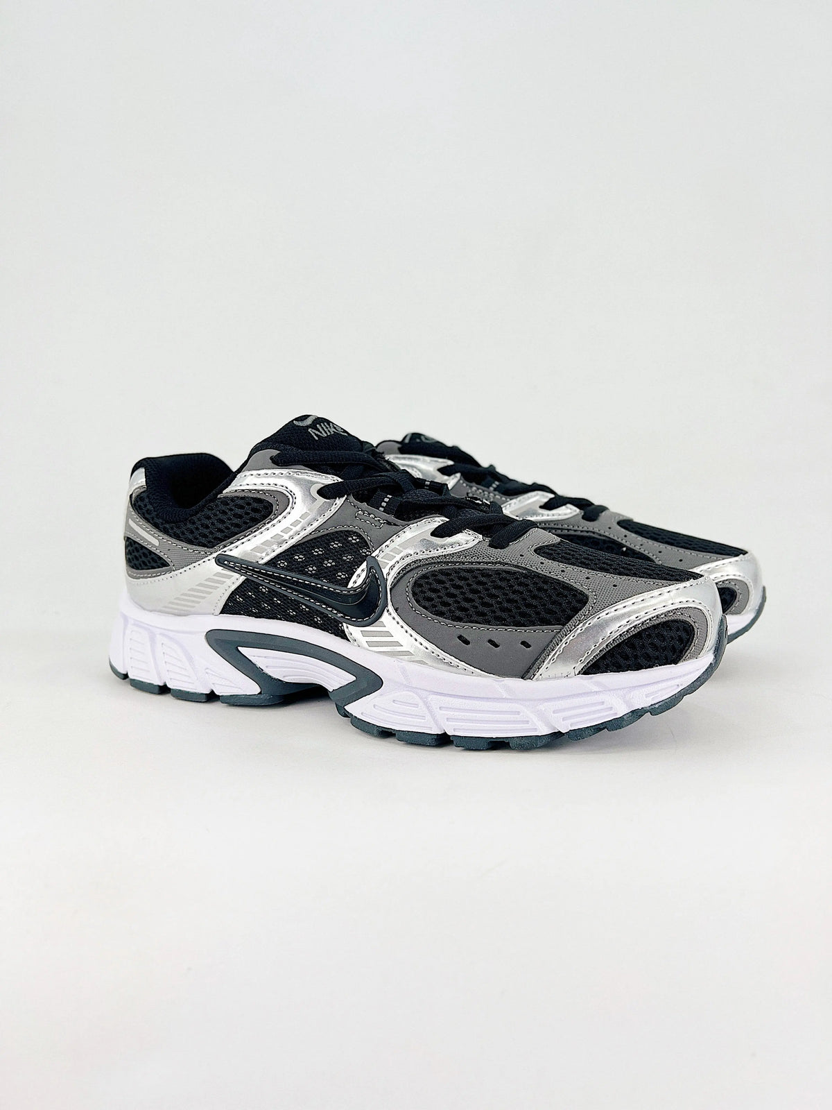 Nike V5 RNR Noir & Silver