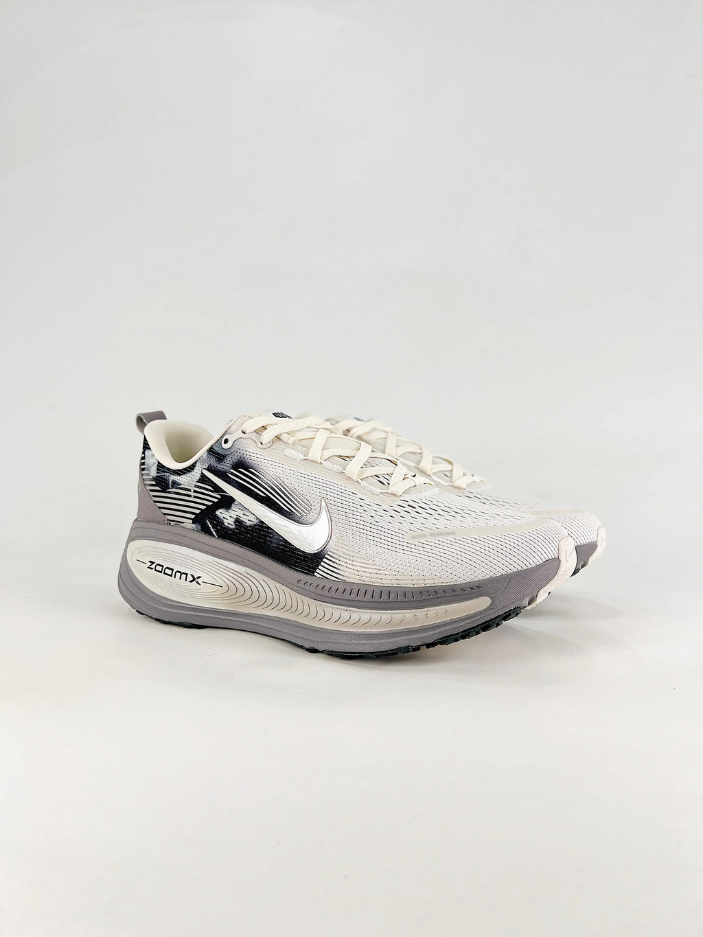 Nike Vomero 18  COOLANDBAG