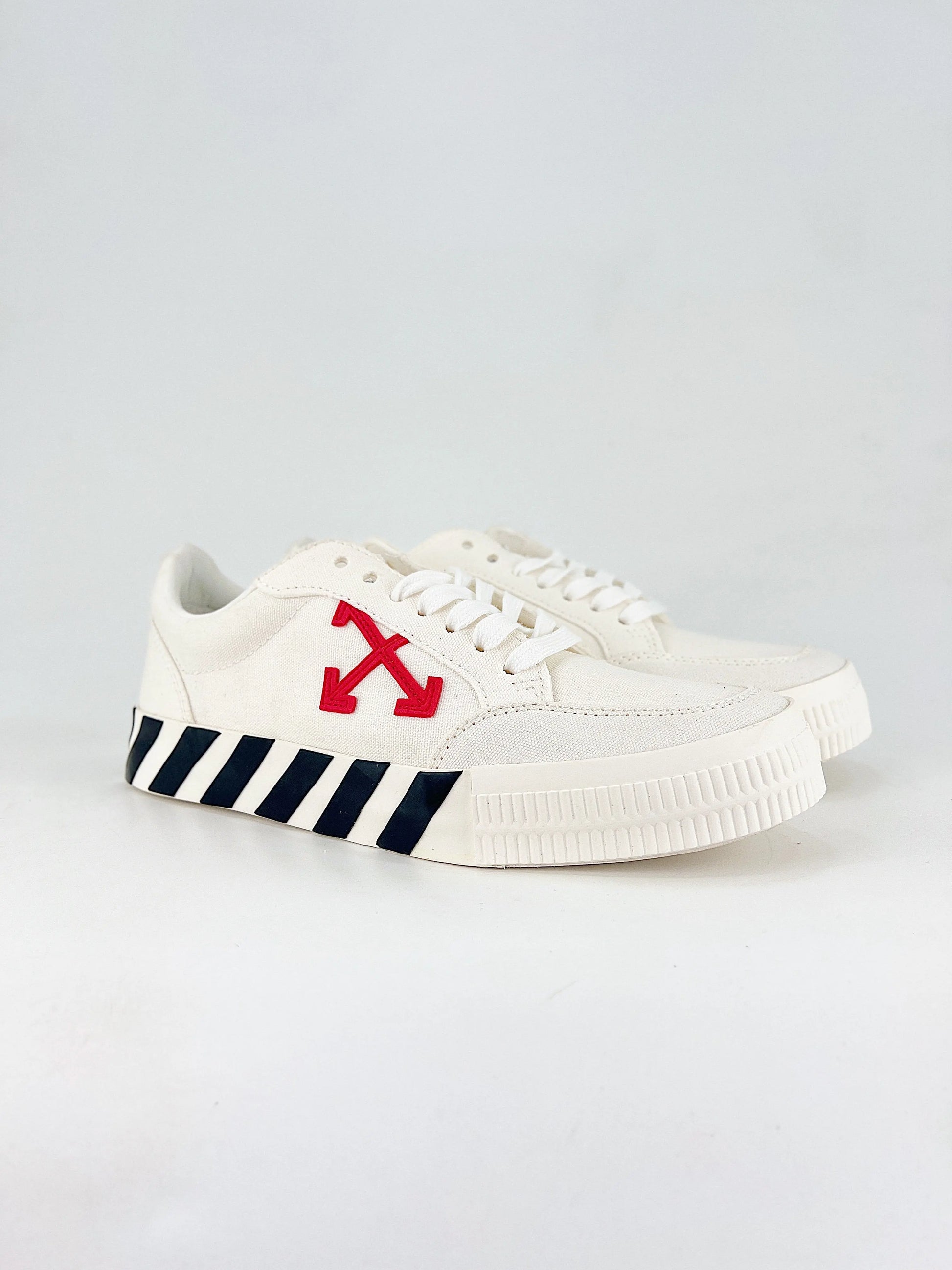 Off-White Vulcanized Low  COOLANDBAG