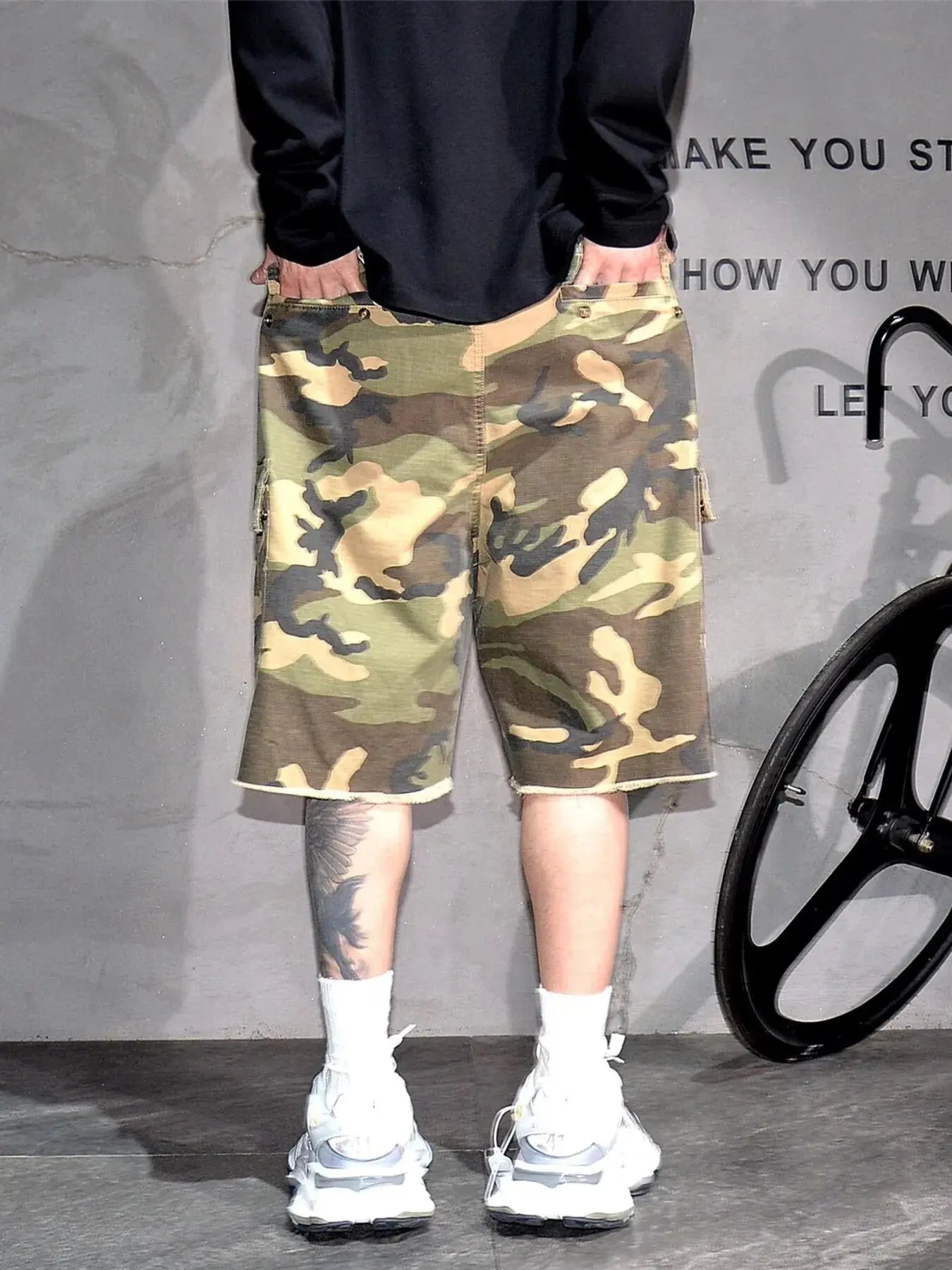 Short Cargo Camouflage Multi-Poches Grande Taille Homme  COOLANDBAG