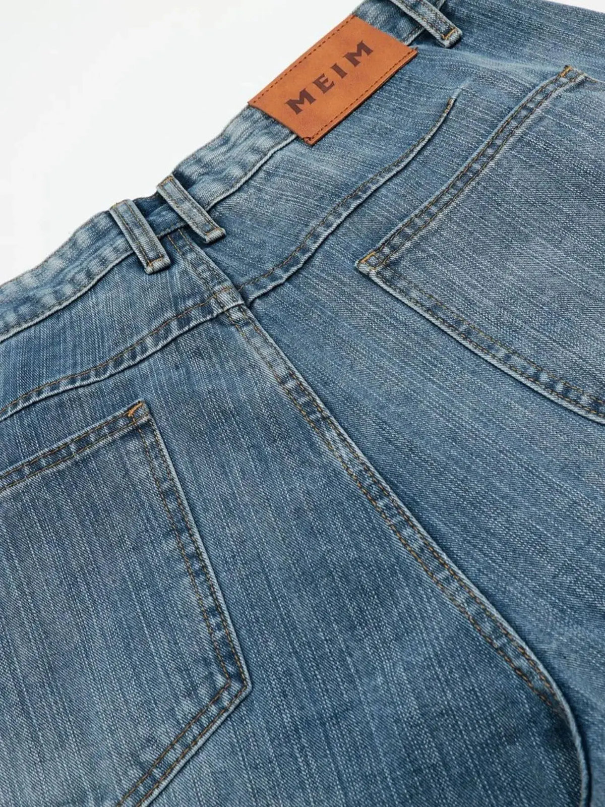 Short en Jean Jambe Large Liseré Fleuri Homme  COOLANDBAG
