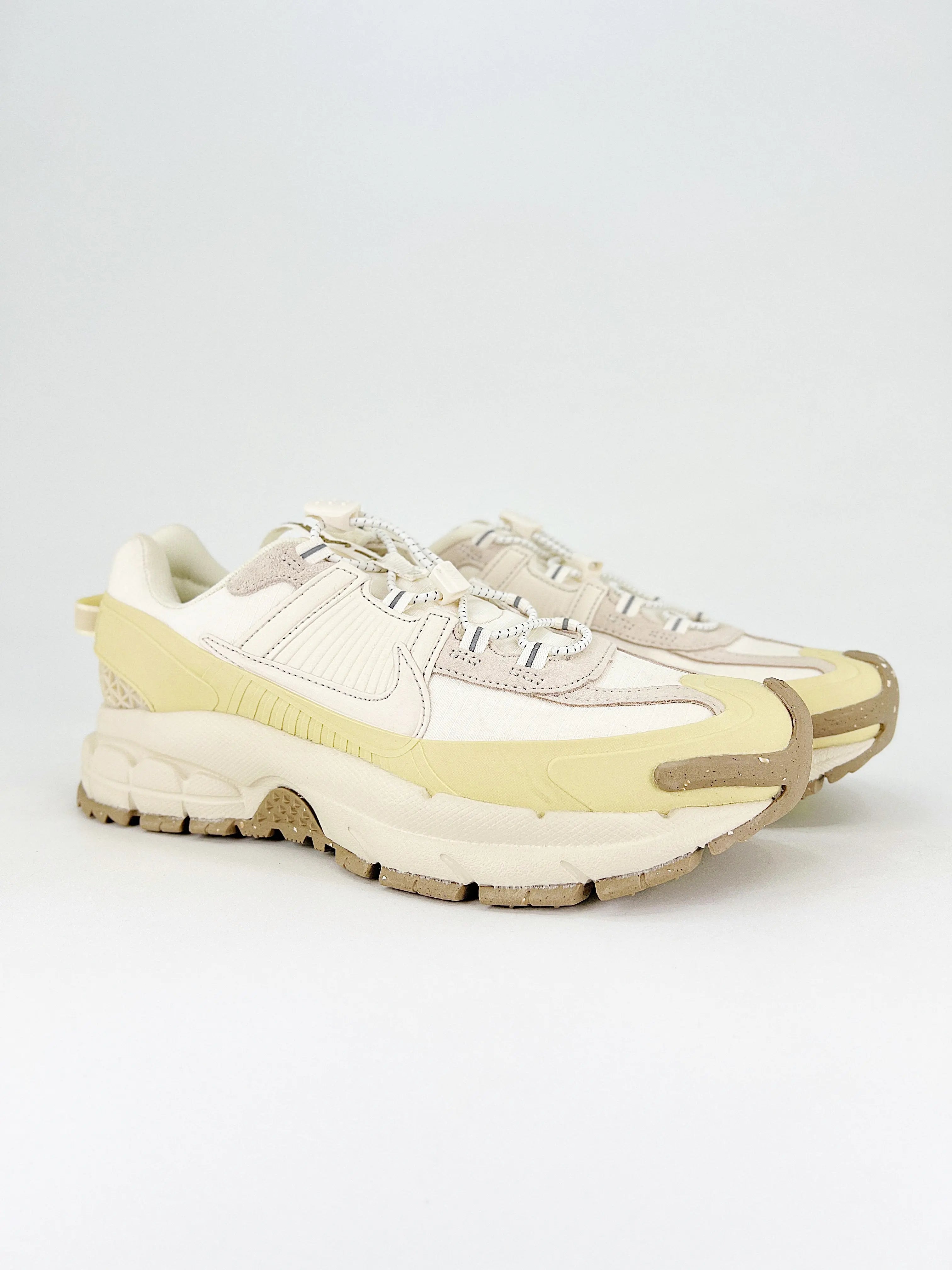 NIKE | VOMERO 5 COOL&BAG