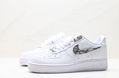 NIKE AIR FORCE 1 MOLTEN METAL